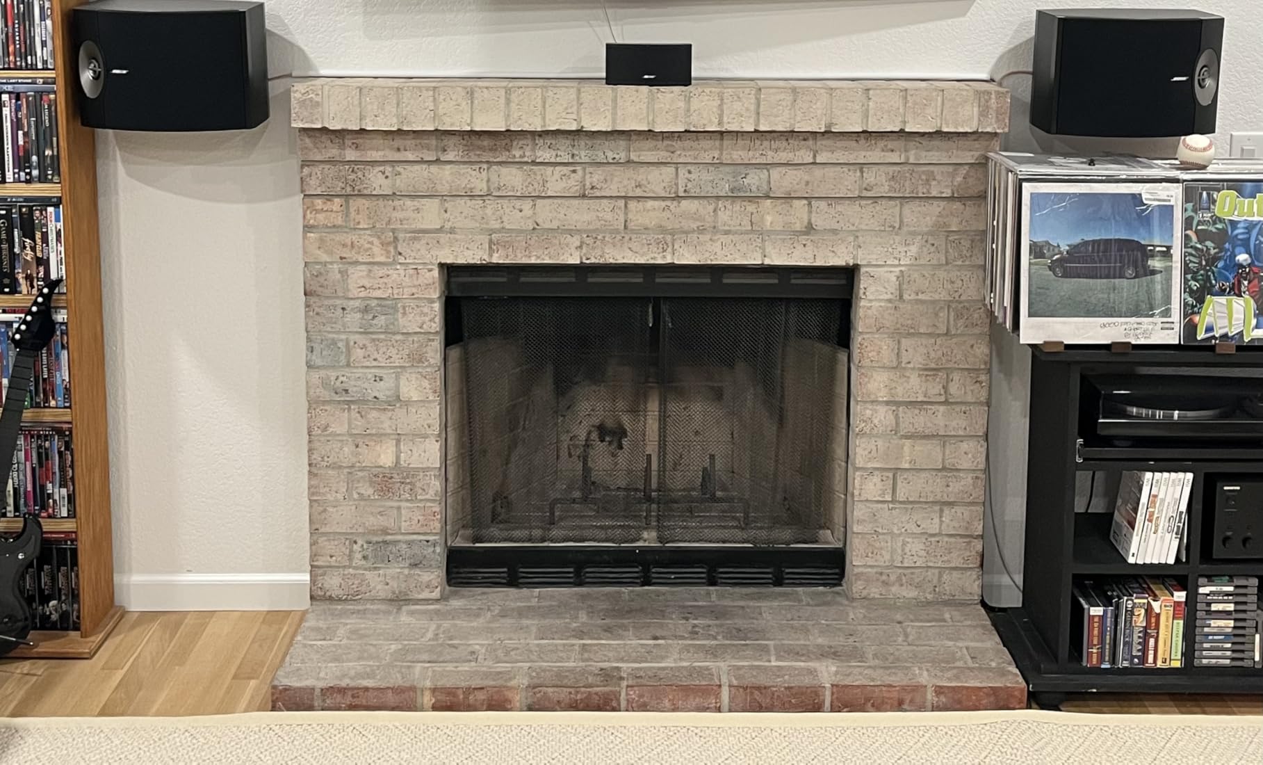 Pleasant Hearth Carlisle Fireplace Glass Door, Medium (CL-3001), Black customer photo 2