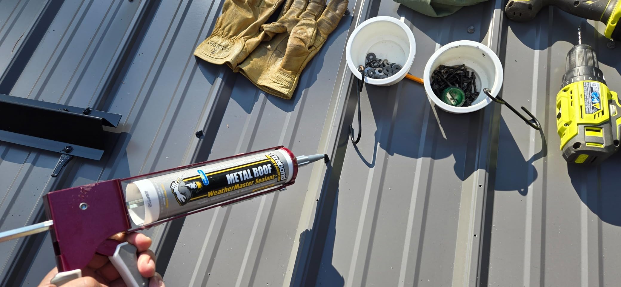 Titebond 61121 Metal Roof Sealant Cartridge, 10.1 oz., Black customer photo 2