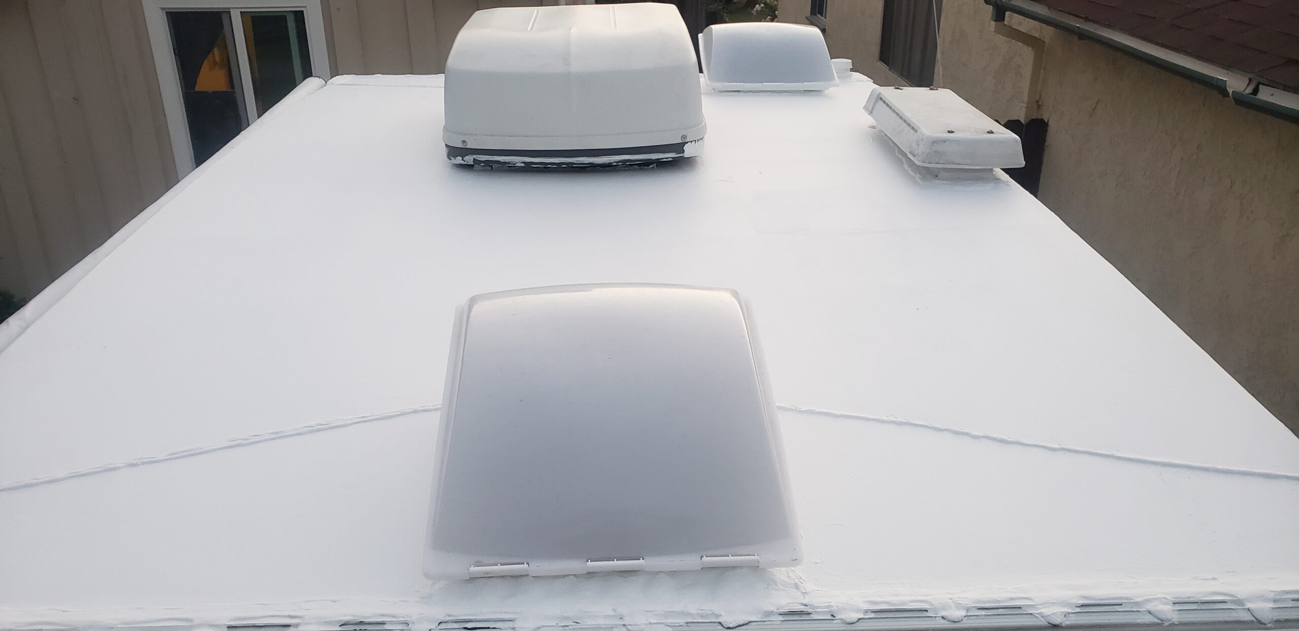 Dicor RP-CRC-1 EPDM Rubber Roof Acrylic Coating Part 2 - White, 1 Gallon customer photo 2