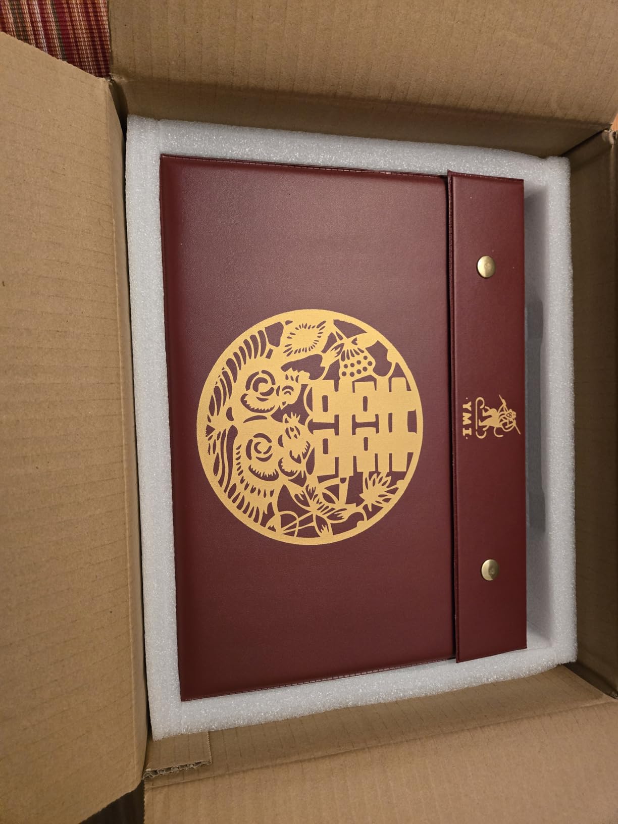 Yellow Mountain Imports Chinese Mahjong Set - Rouge Heritage - 146 Medium Tiles, Professional Set for Chinese-Style Play customer photo 2