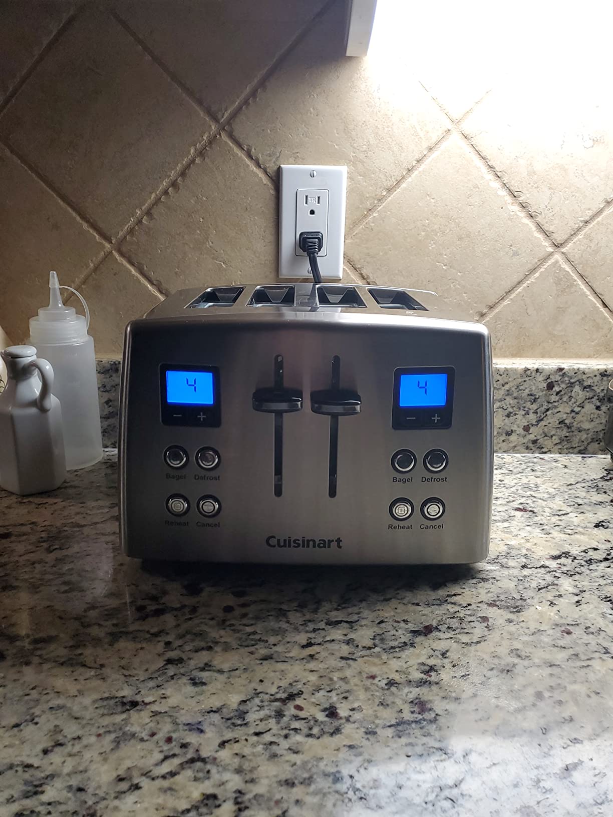 Cuisinart 4 Slice Countdown Motorized Toaster, Compact Design with Extra-Wide Slots, Defrost & Reheat Functions, CPT-435P1, Stainless Steel customer photo 1