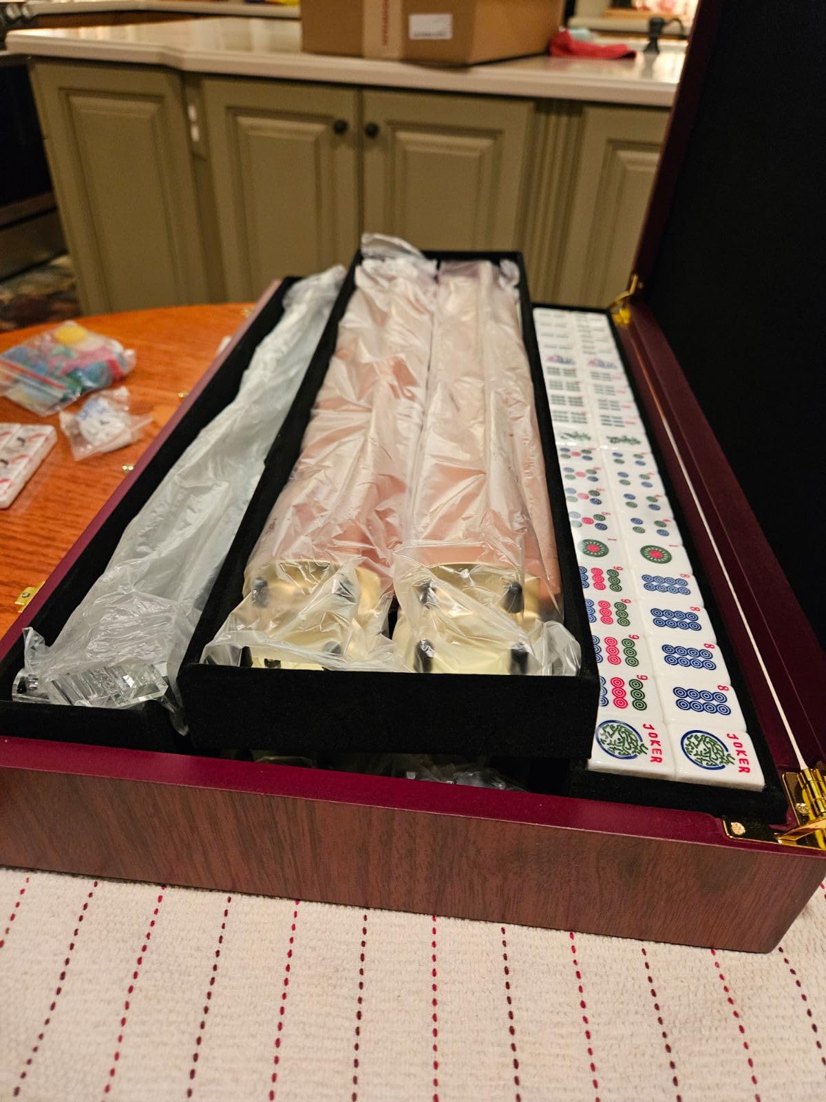 Yellow Mountain Imports American Mahjong Set, Koi Fish with Wooden Case - Four Wooden Racks, Acrylic Pushers, Wright Patterson Scoring Coins, Dice, & Wind Indicator customer photo 2