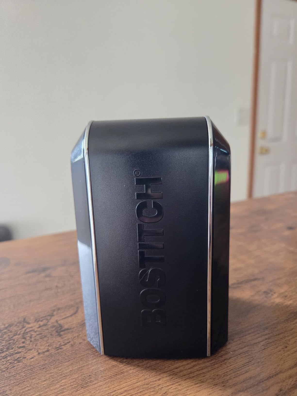 Bostitch Office Vertical Electric Pencil Sharpener, Powerful Stall-Free Motor, Prevents Over-Sharpening, Black customer photo 2