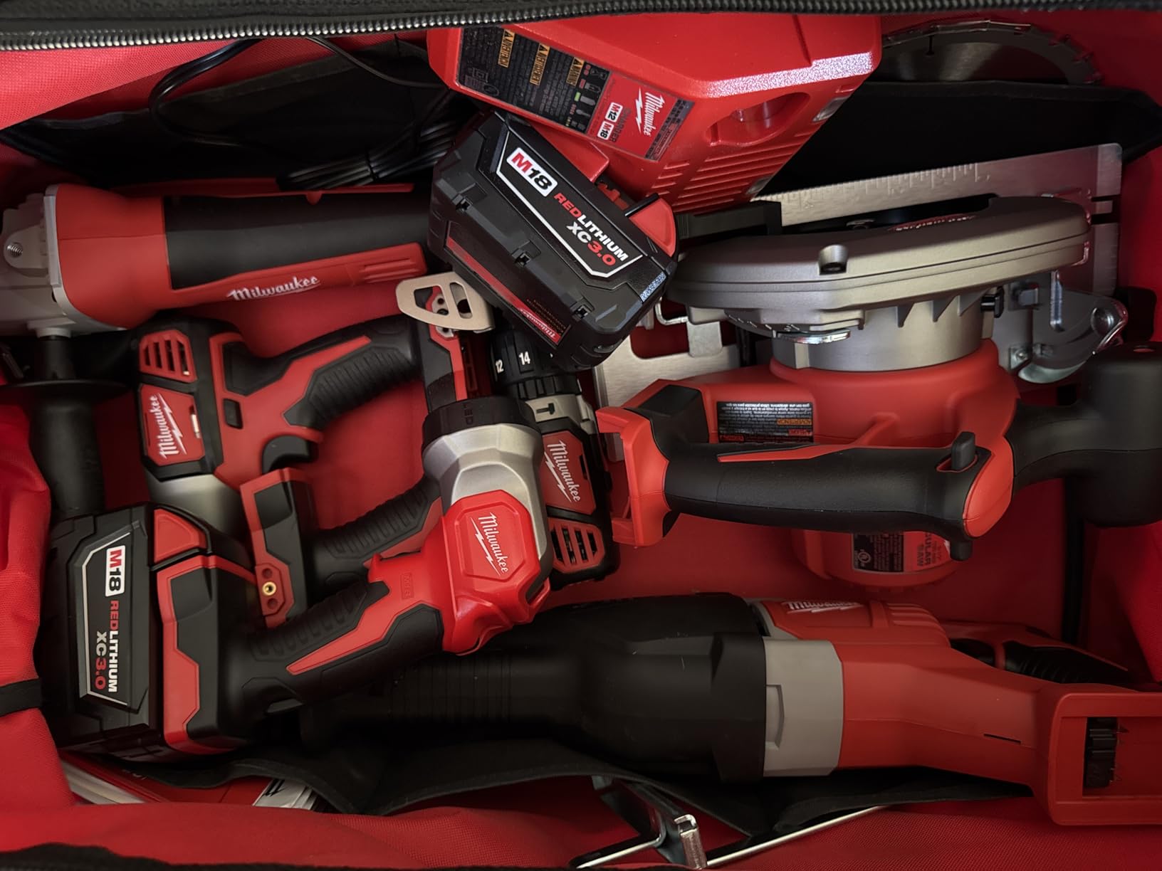 Milwaukee M18 Cordless Lithium-Ion 6-Tool Combo Kit customer photo 1