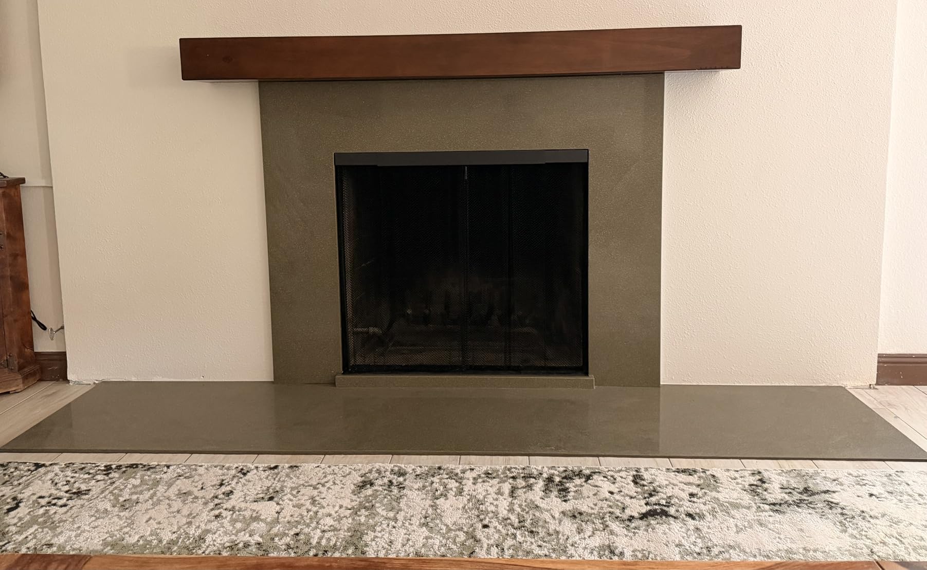 Midwest Hearth Fireplace Screen Mesh Curtain, 26 in. High - Made in USA, 19-Gauge Steel, 2 Panels - Black customer photo 1