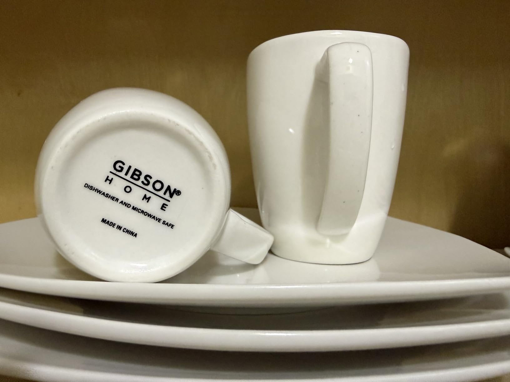Gibson Home Zen Buffet White Porcelain Dinnerware Set for 4, Square Plates Bowls and Mugs, 16 Piece customer photo 1