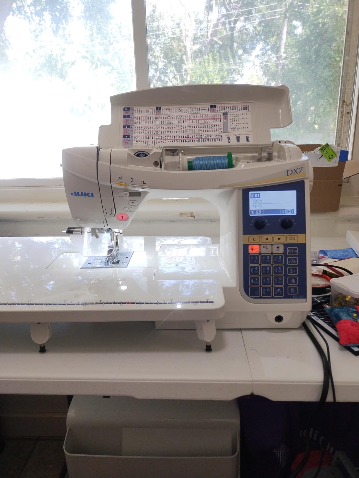 Juki HZL-DX7 Sewing Machine with 287 Stitch Patterns and 4 Fonts customer photo 2