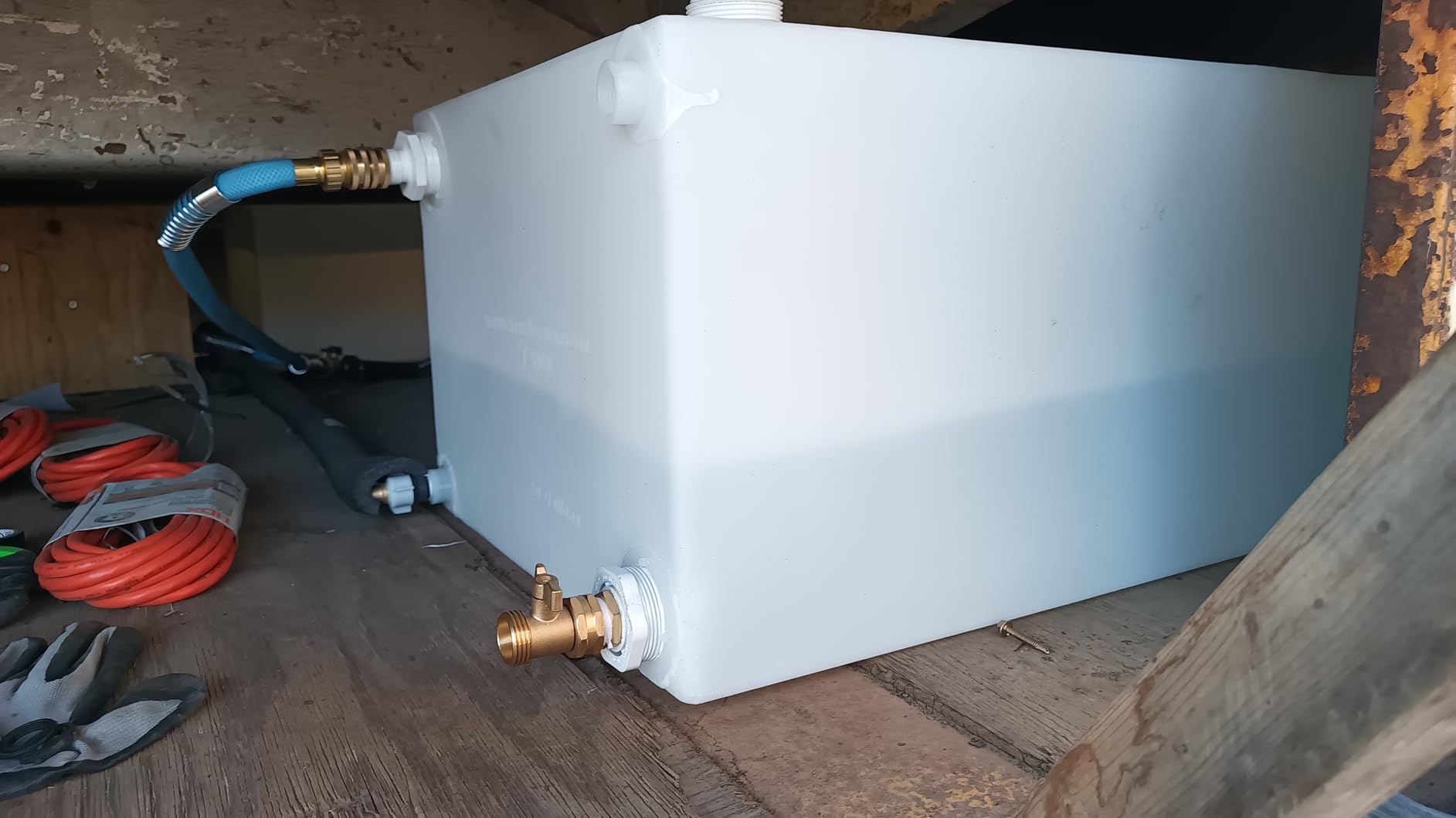 Class A Customs T-4000 | One (1) RV Fresh Water 40 Gallon Tank, Grey Water customer photo 1