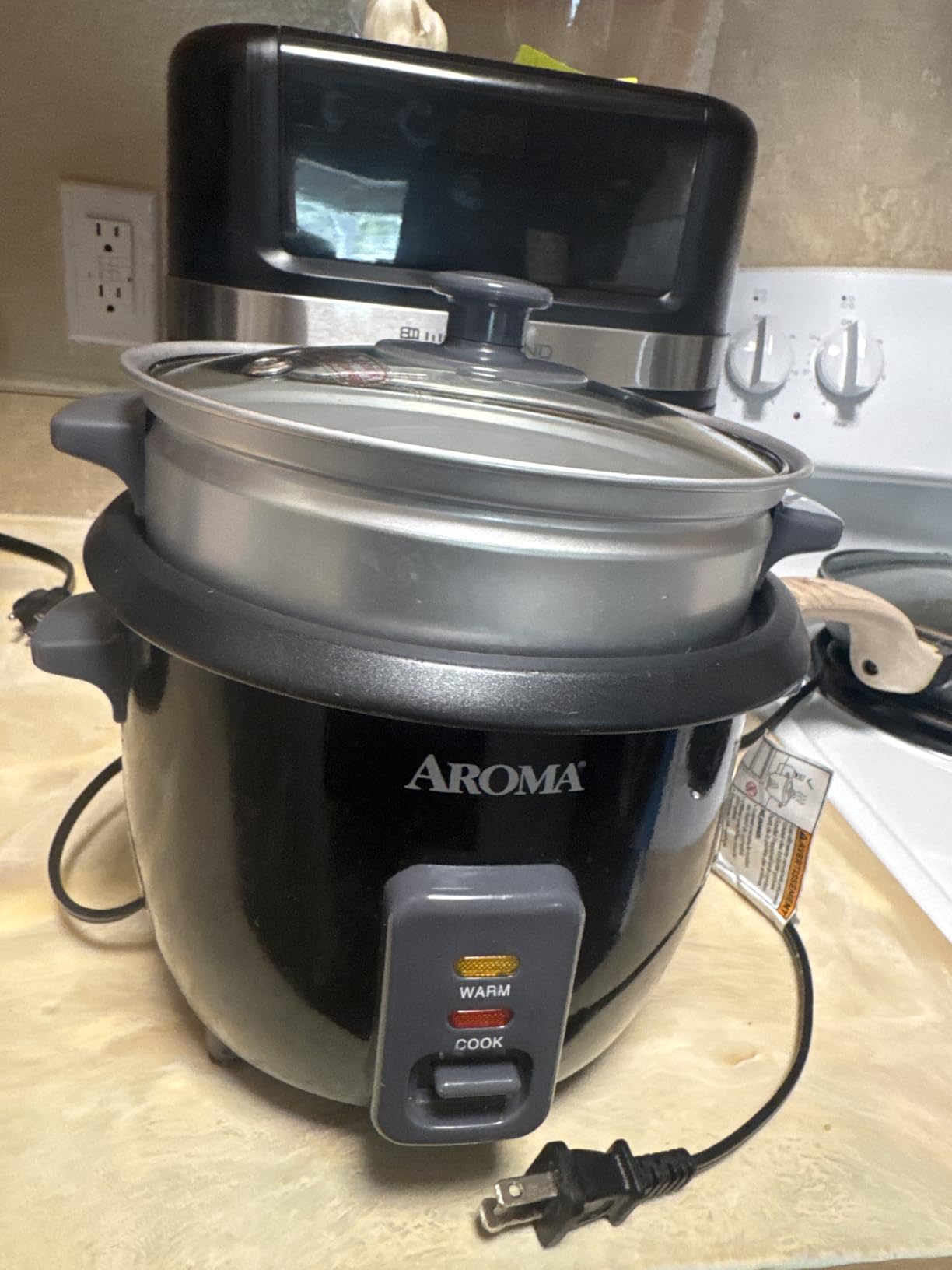 Aroma Housewares ARC-363-1NGB 3 Uncooked/6 Cups Cooked Rice Cooker, Steamer, Multicooker, Black customer photo 1