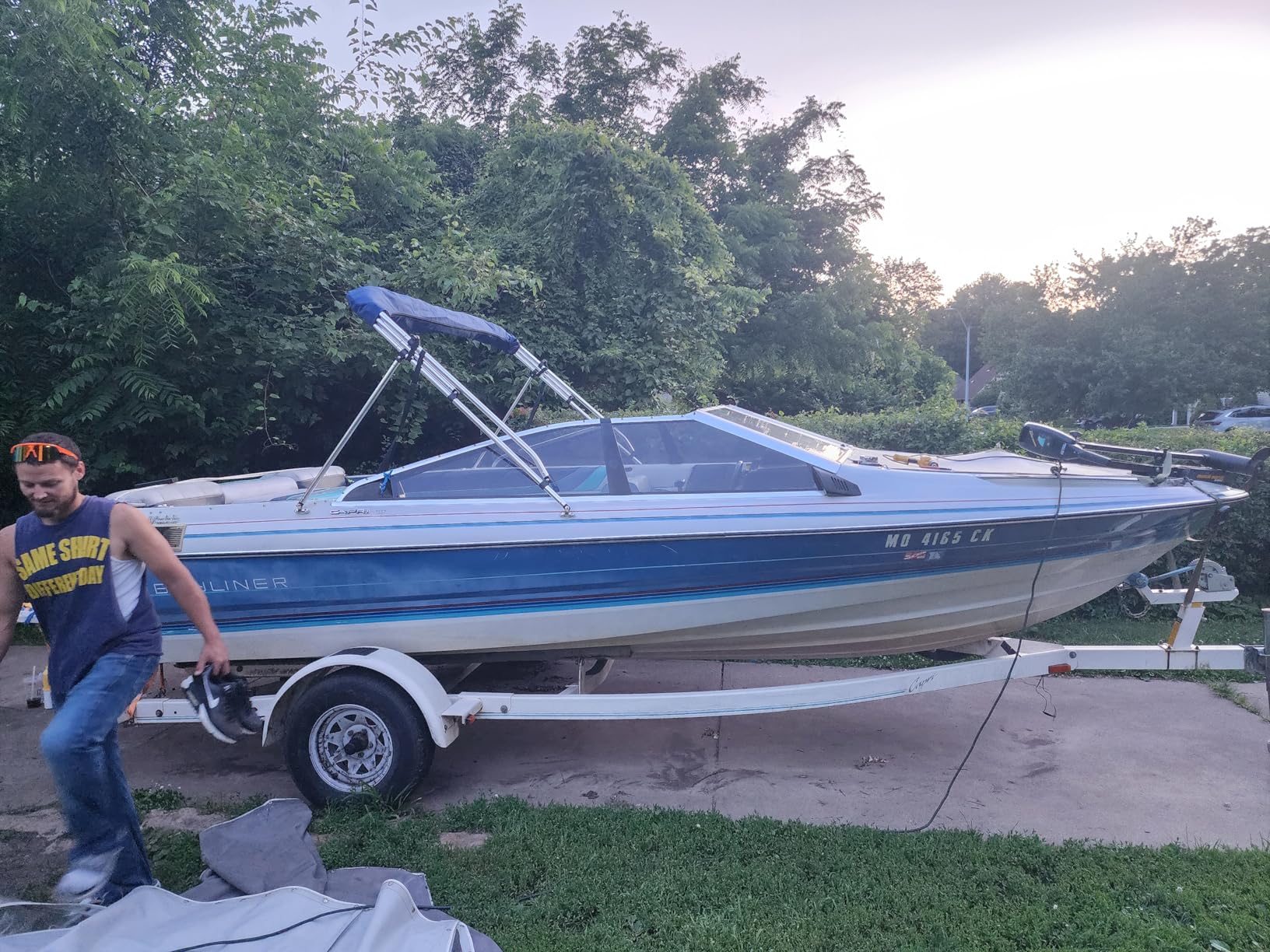 MSC 3 Bow 4 Bow Bimini Top Boat Cover, 600D Solution Dyed Polyester, 2 Support Poles & 4 Adjustable Straps Included customer photo 2