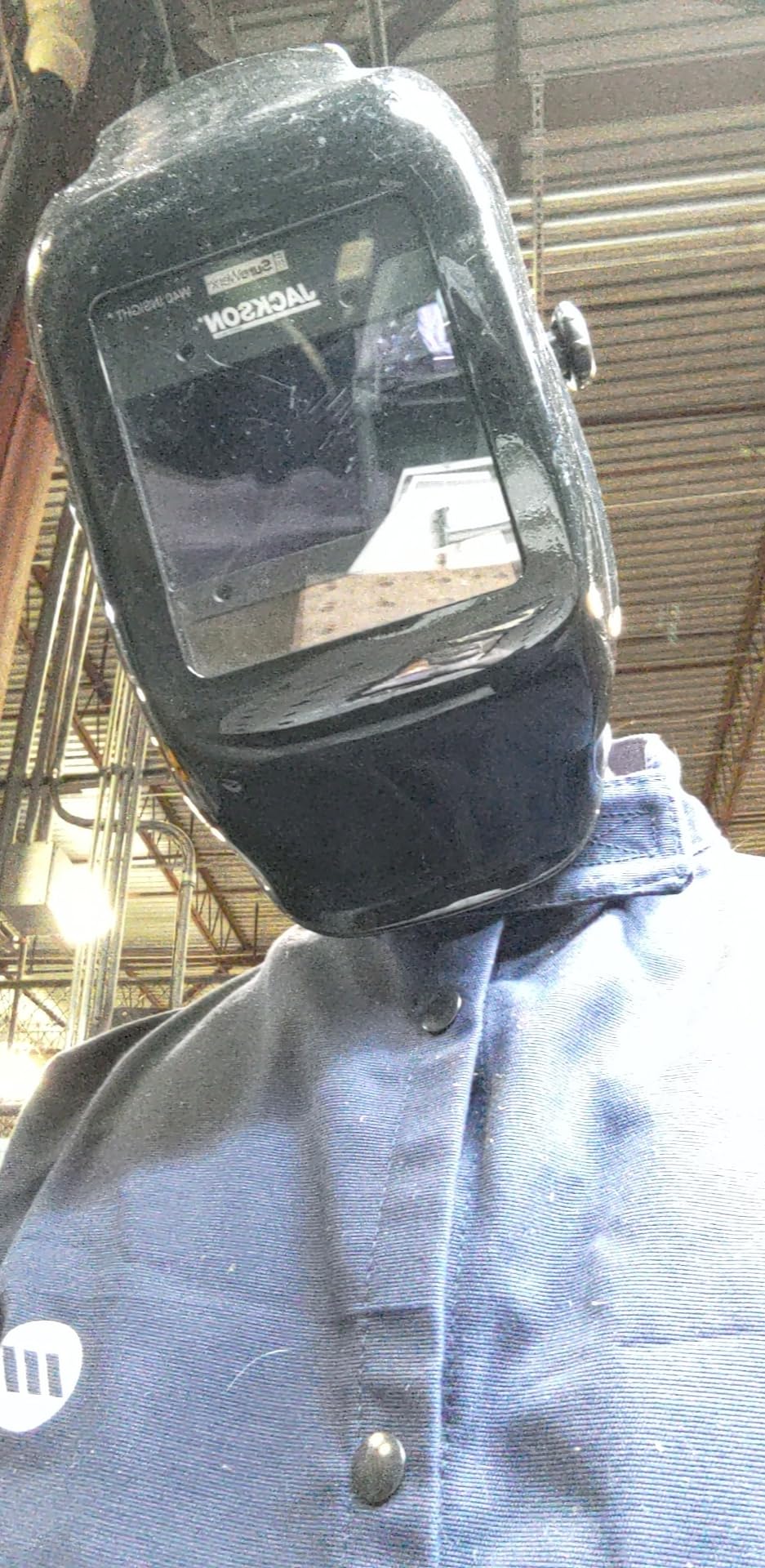 Jackson Safety Insight Variable Auto Darkening Welding Helmet, HSL100 (46129), Black, 1 Helmet/Order customer photo 1