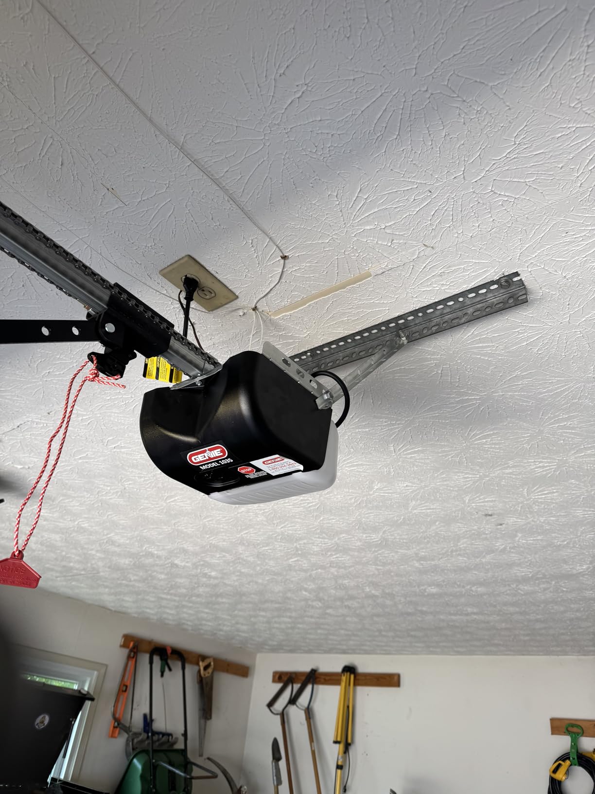 Genie Chain Drive 500 Garage Door Opener - Model 1035 - Reliable Chain Drive Garage Opener customer photo 1