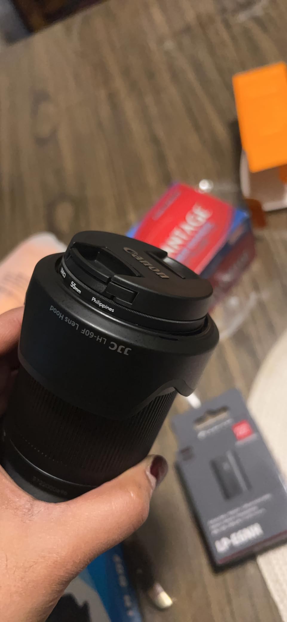 JJC EW-60F Reversible Lens Hood for Canon RF-S 18-150mm F3.5-6.3 is STM Lens on EOS R7 R10 & for Canon EF-M 18-150mm F3.5-6.3 is STM on EOS M50 M6 Mark II M M2 M3 M5 M200 M100 M10 Mirrorless Camera customer photo 2