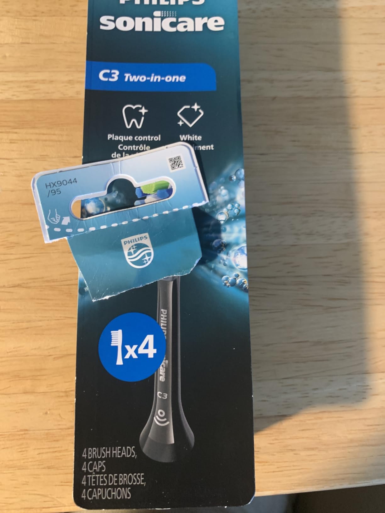 Philips Sonicare C3 Two-in-One Genuine Replacement Electric Toothbrush Heads, Deep Plaque Removal and Whitening, 4 Pack, White, HX9044/65 customer photo 1