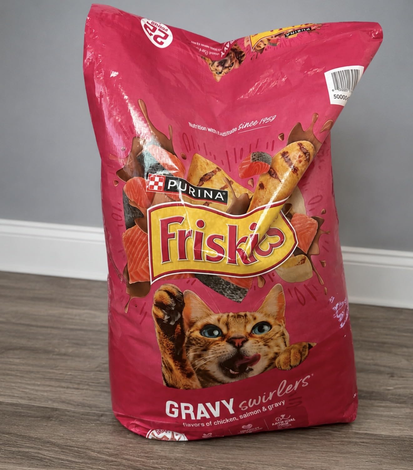 Purina Friskies Gravy Swirlers With Flavors of Chicken, Salmon and Gravy Dry Cat Food - 3.15 lb. Bag customer photo 1