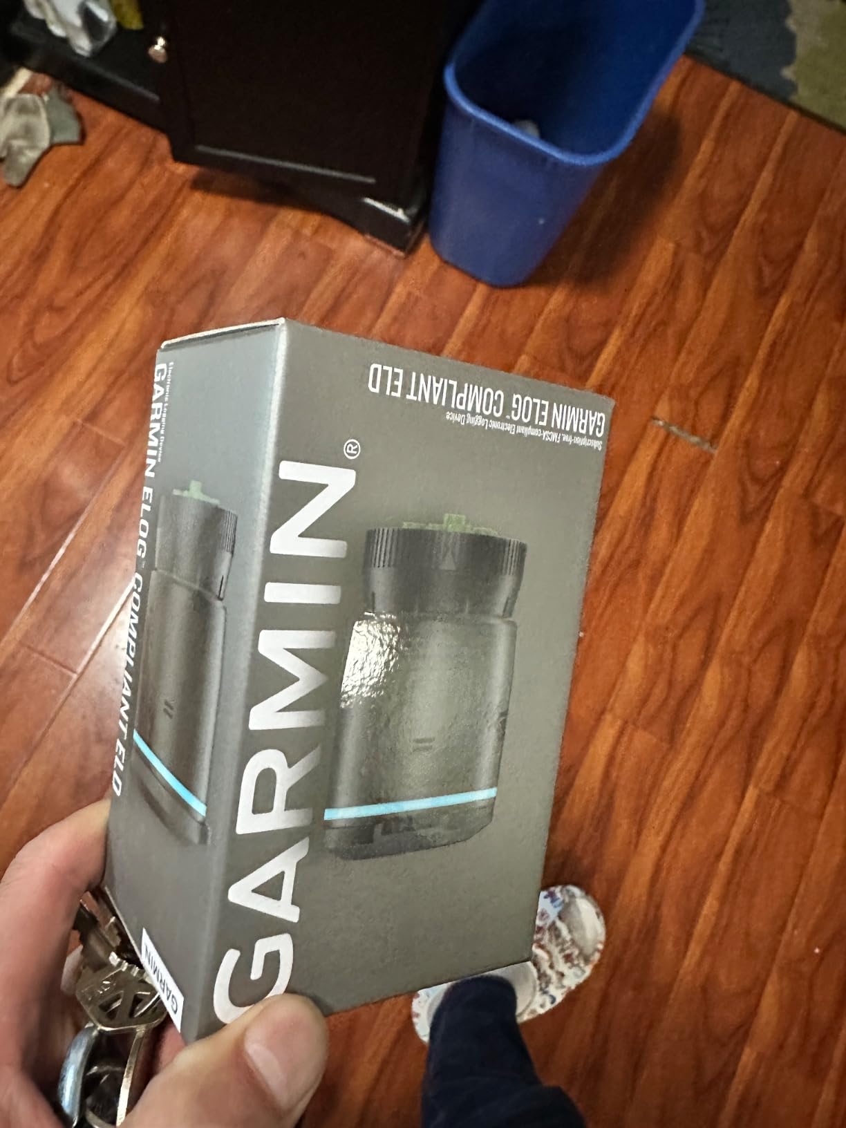 Garmin eLog, Compliant Electronic Logging Device (ELD), No-Subscription Fees, FMCSA Compliant, Supports 9-pin J1939 and 6-pin J1708 Diagnostic Ports (010-01876-00) customer photo 2