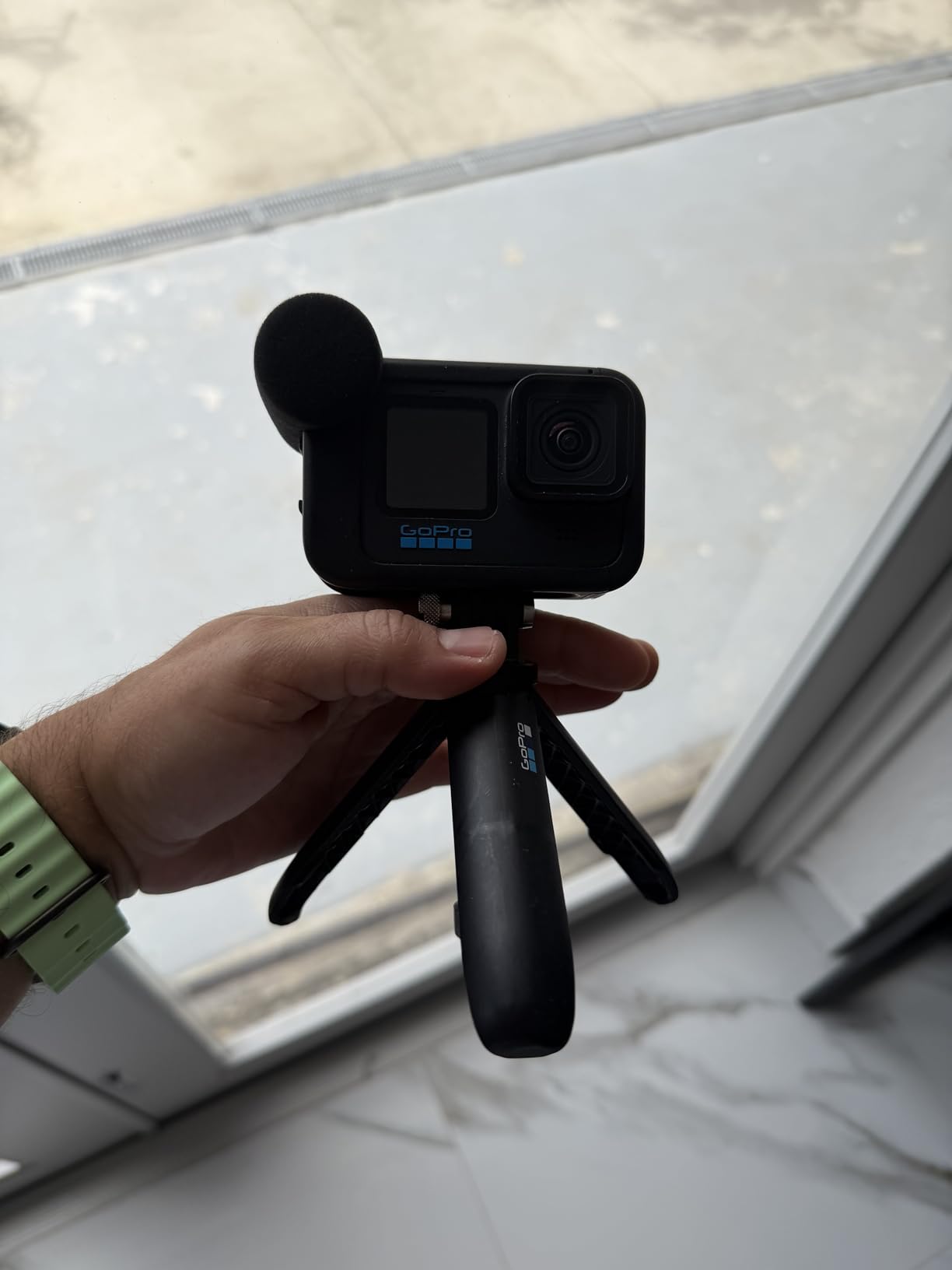 GoPro Camera Shorty (Mini Extension Pole + Tripod) (Gopro Official Mount), Black customer photo 2