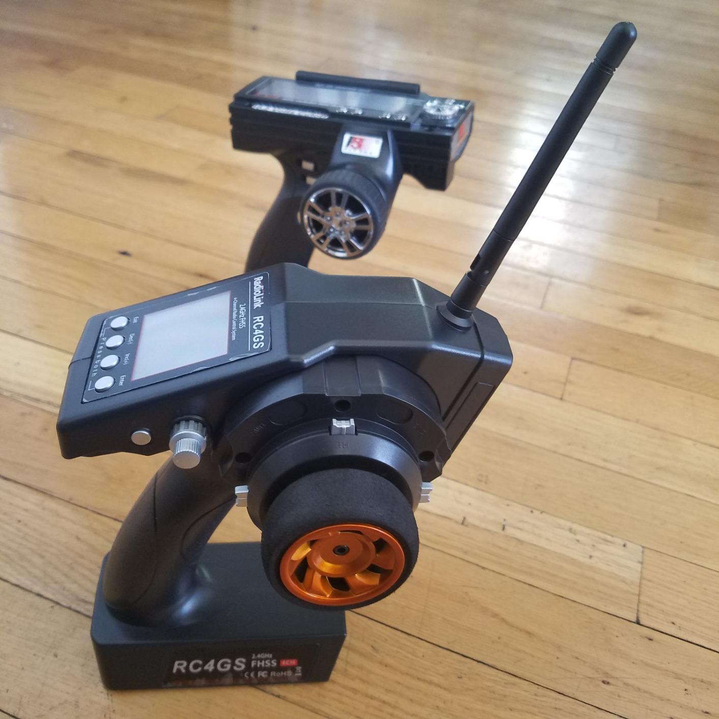 Radiolink RC4GS V3 5 Channels RC Transmitter and Receiver, 2.4GHz Surface Remote Controller R6FG Gyro RX Combo, 30 Models Storage for RC Crawler, Drifting, Bash, Buggy Cars and Boats customer photo 1