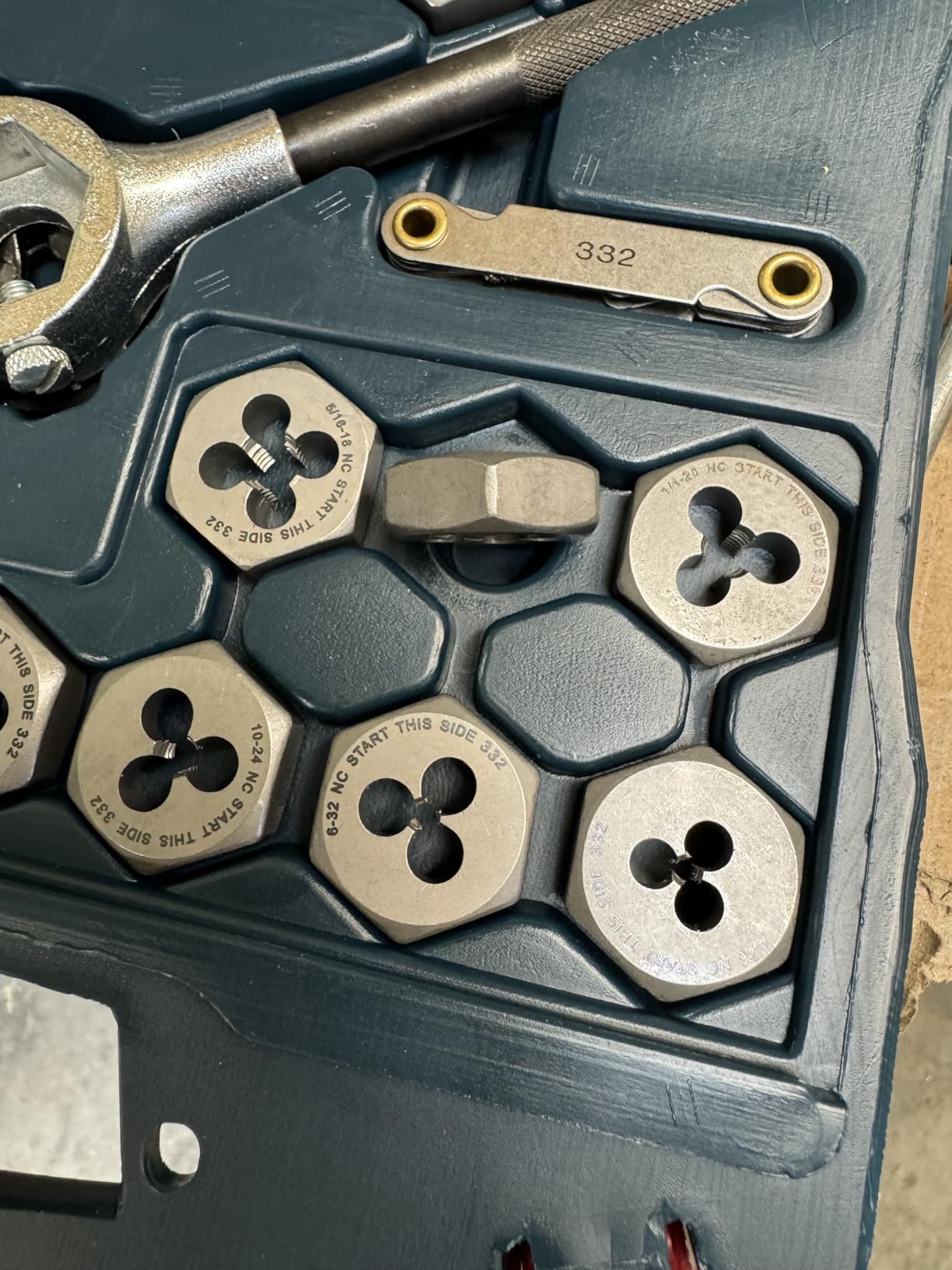 Bosch BTD40S 40 Pc. Tap & Die Set customer photo 1