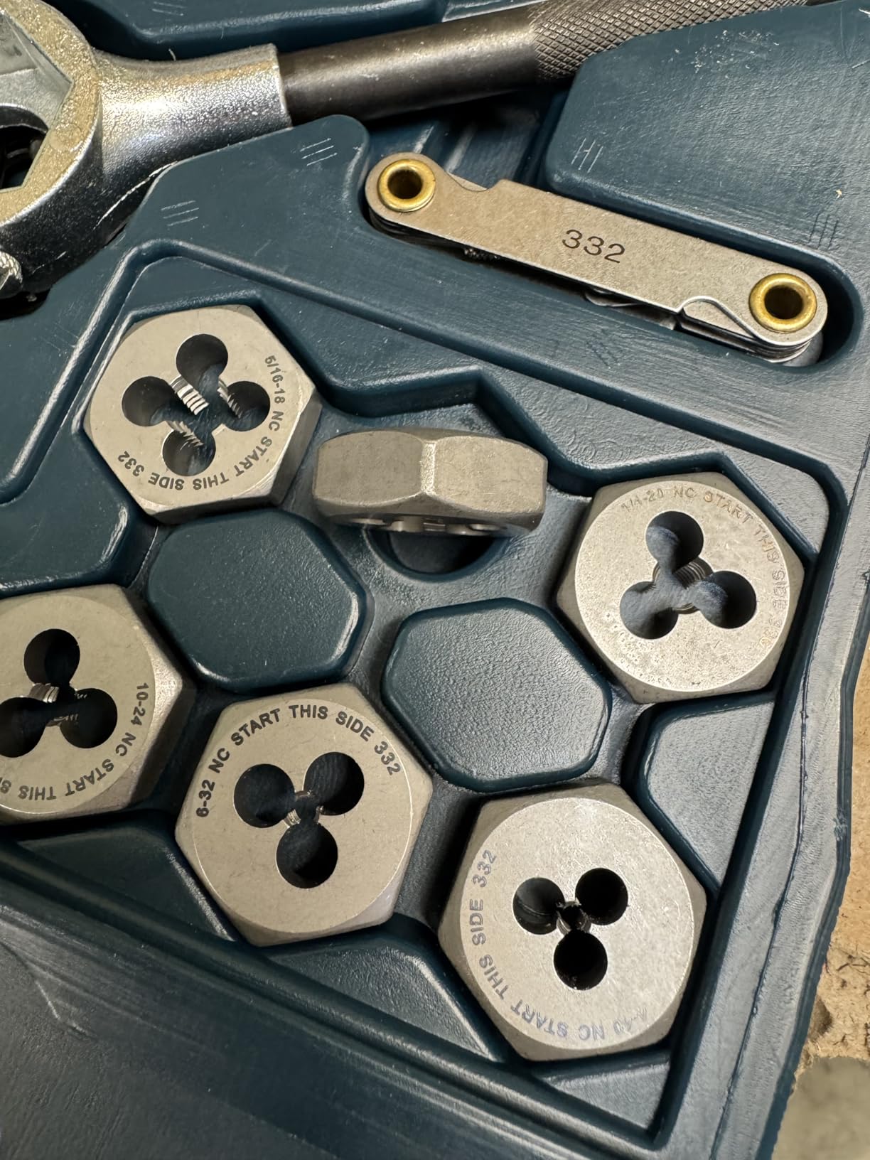 Bosch BTD40S 40 Pc. Tap & Die Set customer photo 2