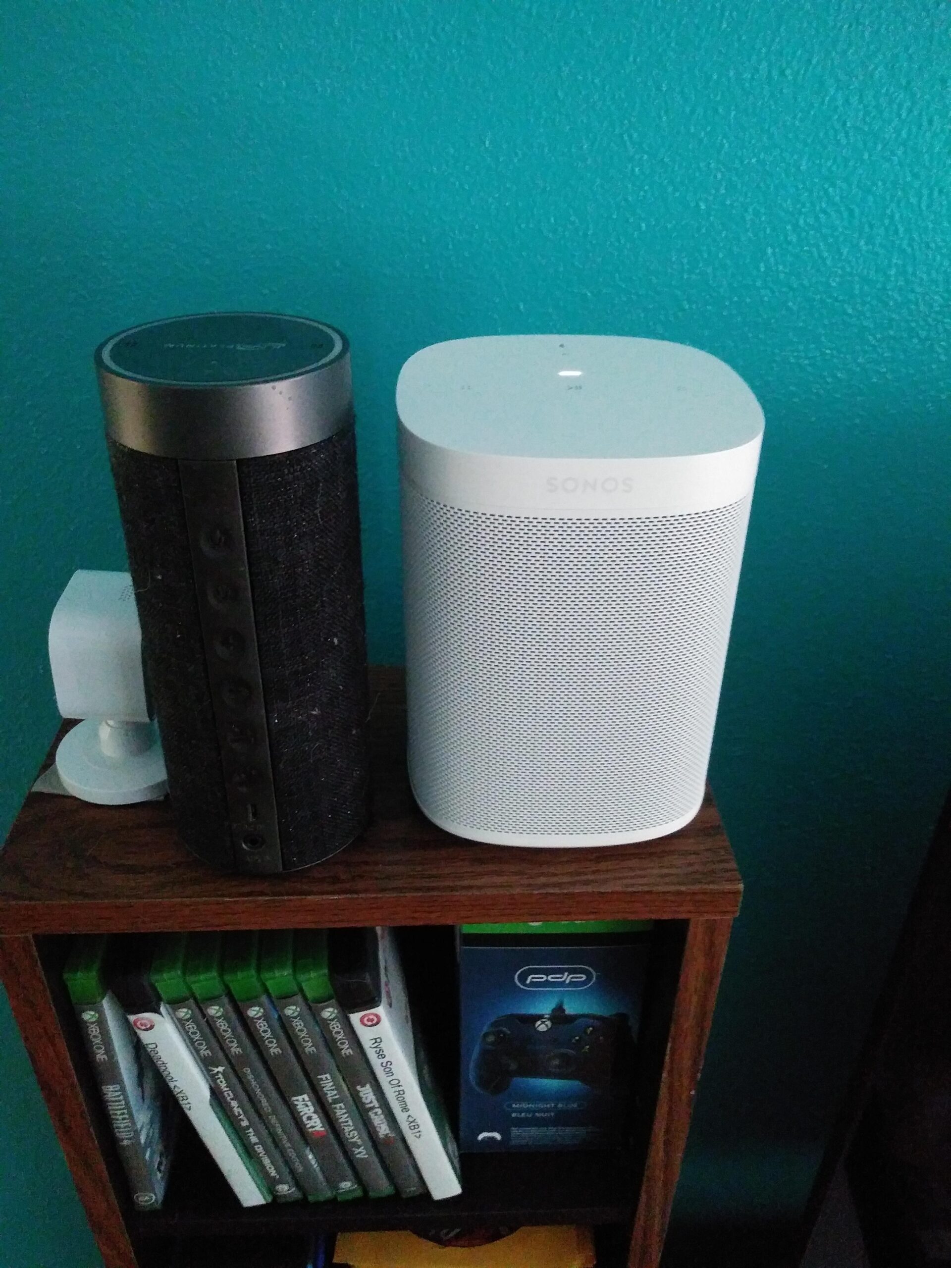 Sonos One (Gen 2) - Black - Smart Speaker with Alexa customer photo 1