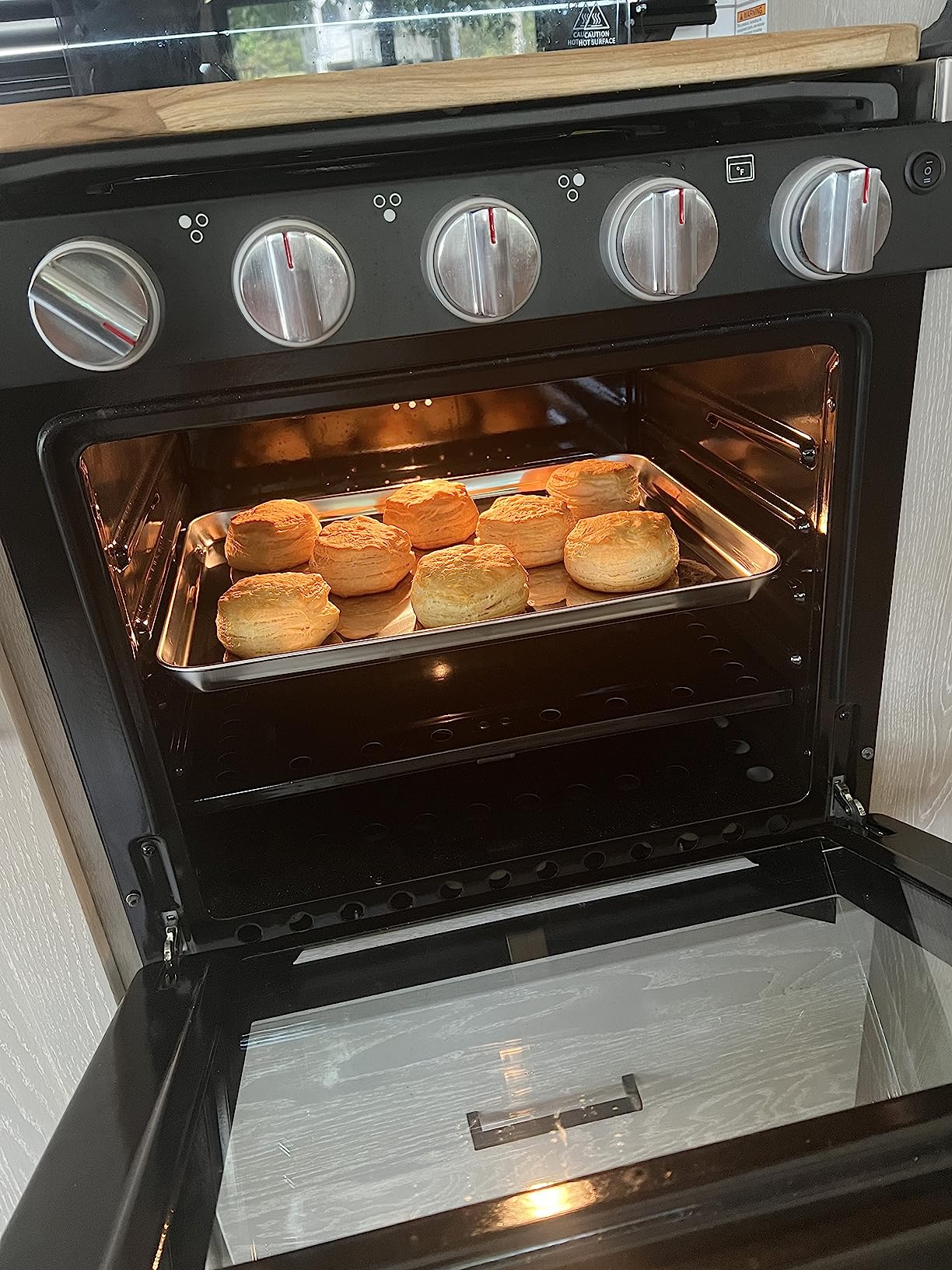 Wildone Baking Sheet & Rack Set [2 Sheets + 2 Racks], Stainless Steel Cookie Pan with Cooling Rack, Size 16 x 12 x 1 Inch, Non Toxic & Heavy Duty & Easy Clean customer photo 2