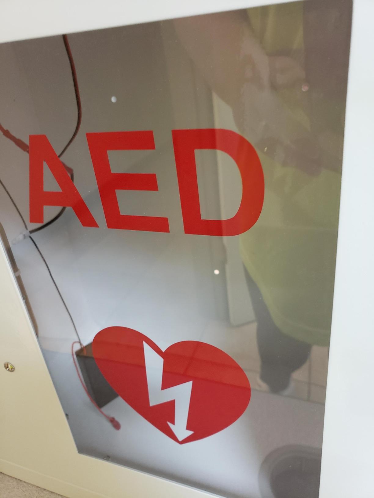 AED Defibrillator Wall Mounted Cabinet, Metal Steel Plate Storage Cabinet with Alarm and Light, fits All Brands Cardiac Science, 14.2 x 7.9 x 15.8 Inches customer photo 1
