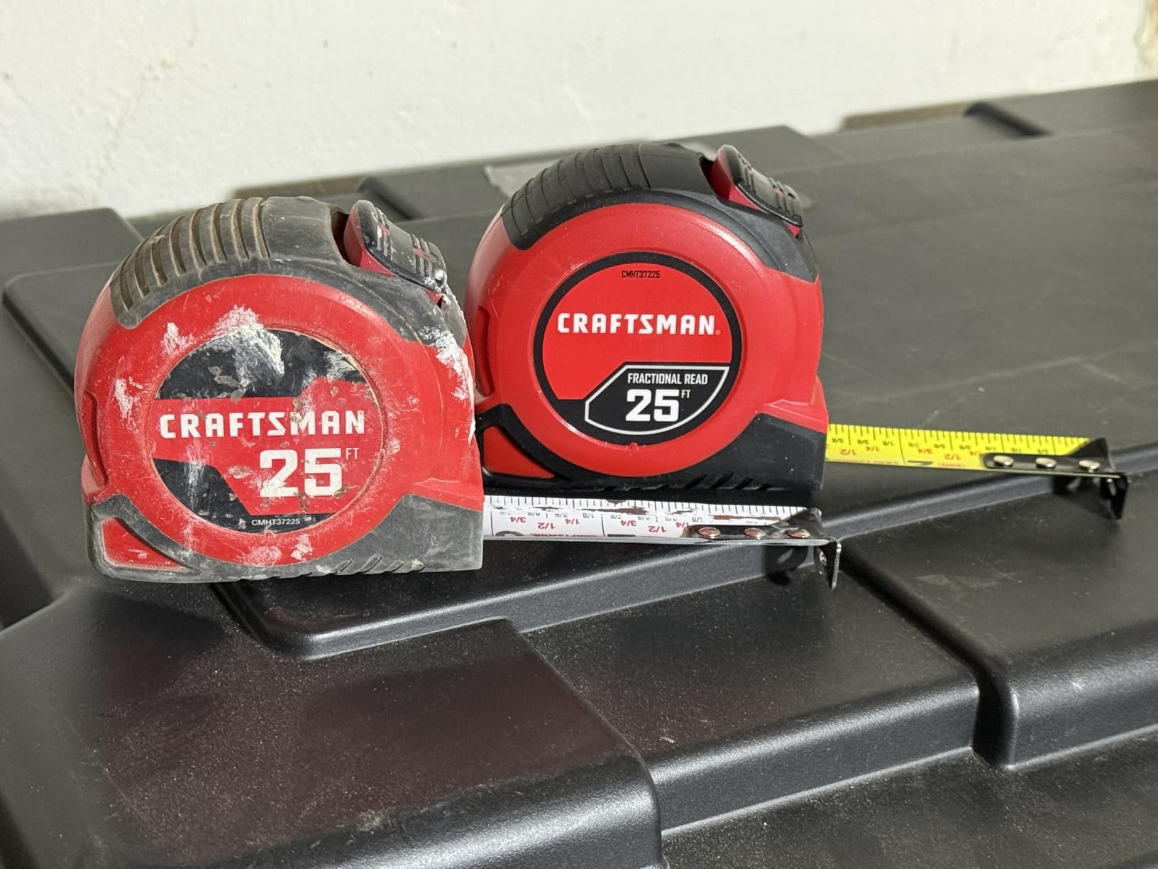 Craftsman 25-Ft Tape Measure with Fraction Markings, Retractable, Self-Locking Blade (CMHT37225) customer photo 2