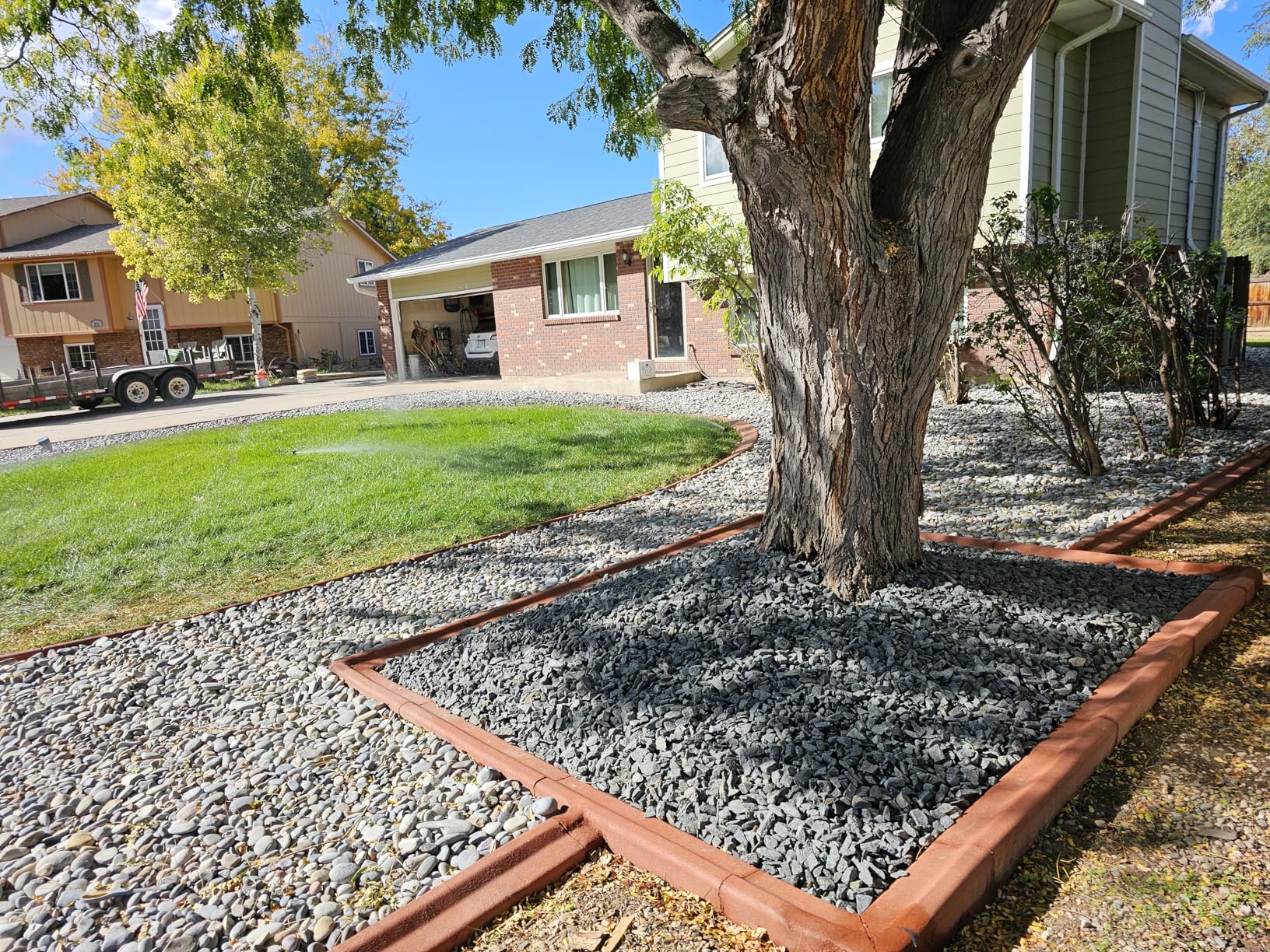 VIVOSUN Premium Weed Barrier Landscape Fabric Heavy Duty, 3ftx100ft 5oz Double-Layered Weed Control Mat with High Permeability, Commercial Ground Cover, Easy Set up & Superior Weed Control customer photo 1