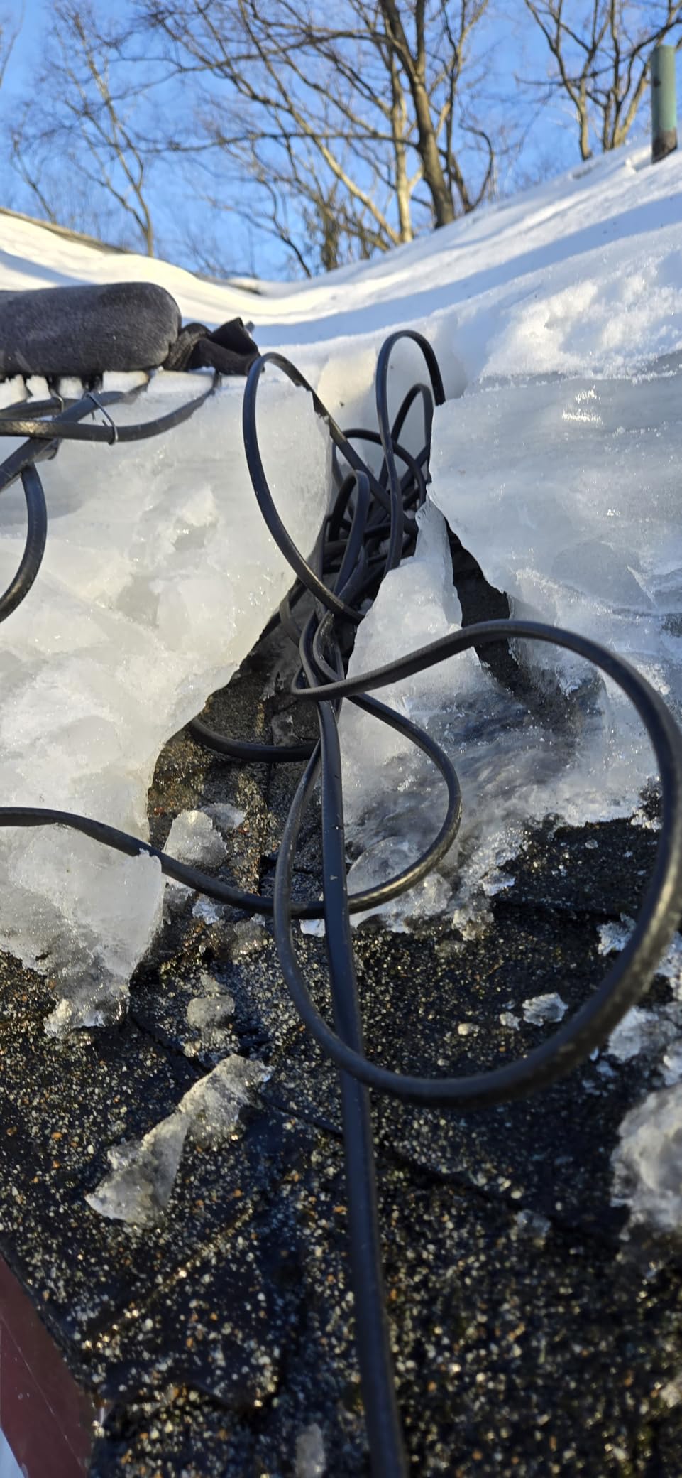 H&G lifestyles 8W/FT Roof Heat Cable for Roof and Gutters, Self-Regulating Heaters to Prevent Ice Dams, Heavy Duty Heat Tapes for Snow De-Icing, 80FT customer photo 2