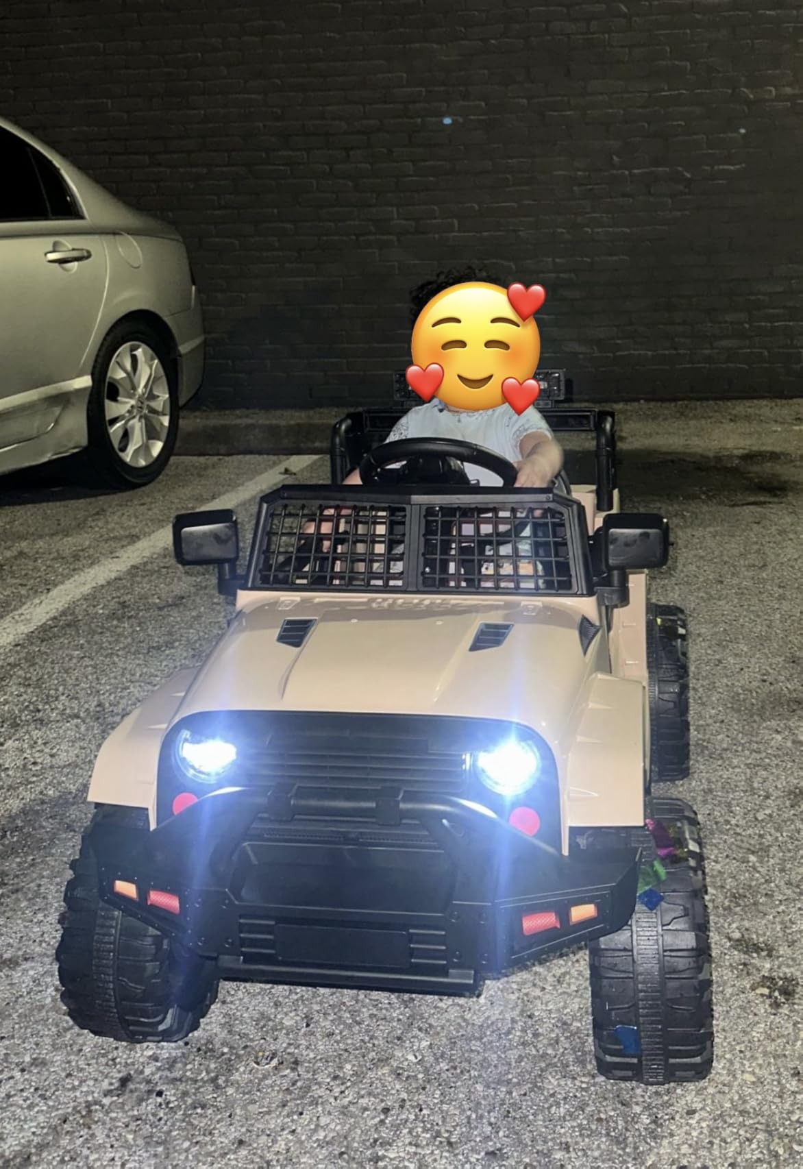 Best Choice Products 12V Kids Electric Vehicle Toy Ride On Car with Parent Remote Control, Seat Harness, Spring Suspension, Bluetooth - Black customer photo 1