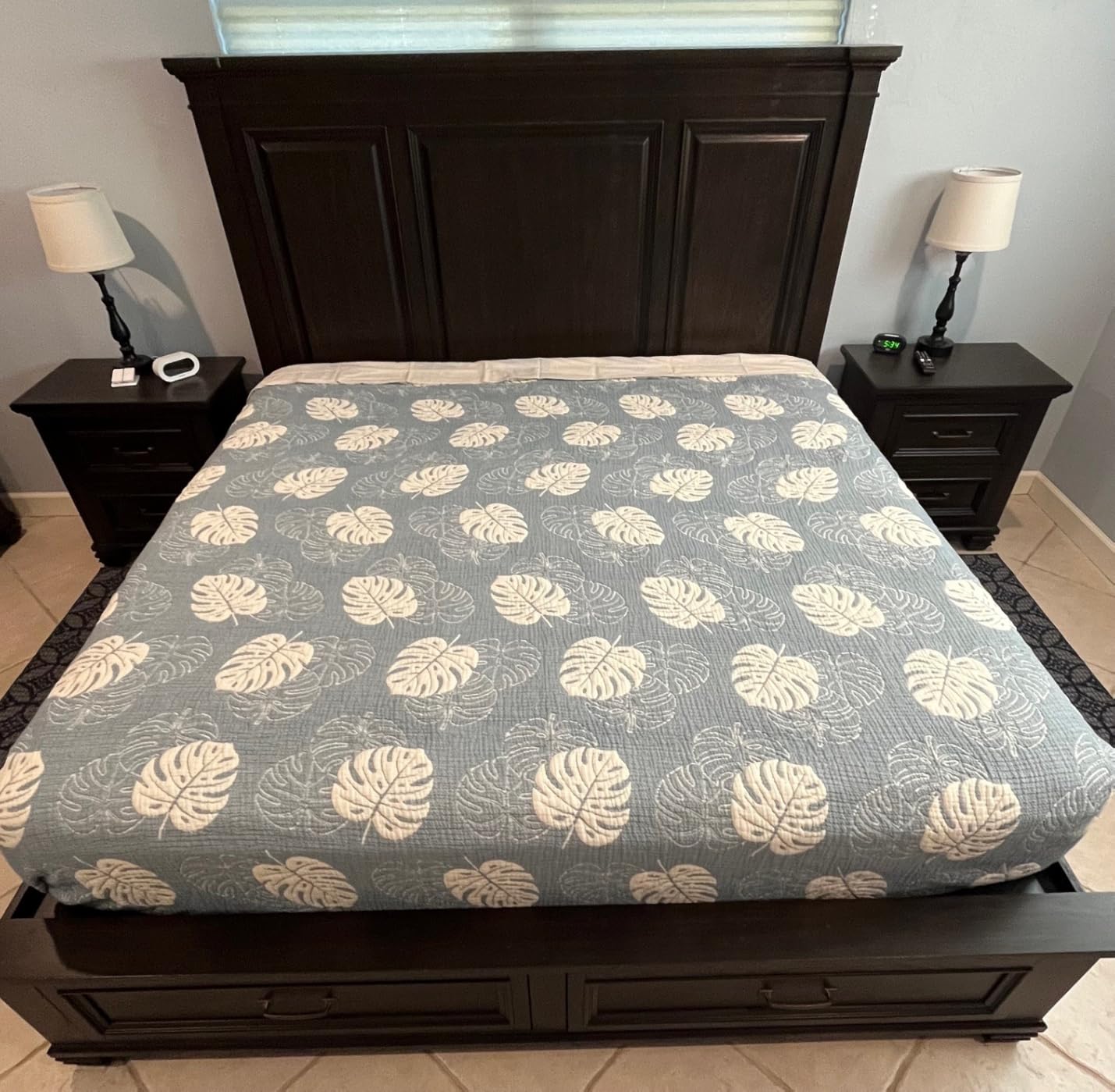 California Design Den Queen Sheet Set - Soft 100% Organic Cotton Sheets with Deep Pockets, Crisp Percale, Breathable and Durable Bedding Set - White customer photo 1
