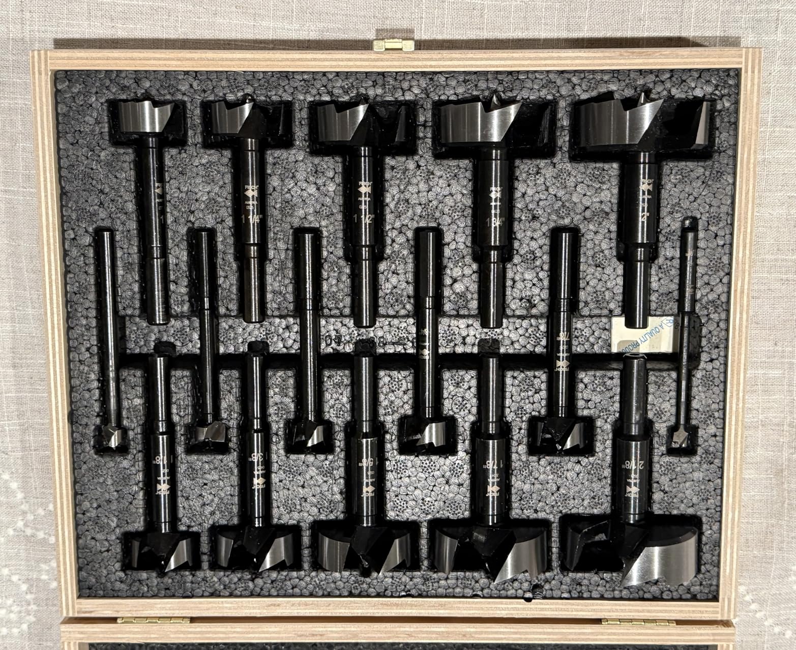 Fisch Black Shark Forged Steel Forstner Drill Bit Set for Woodworking, Precision Wave Design, Clean Cuts in Hardwoods, MDF and Plywood, Made in Austria 7 Pcs Set Inc (1/4