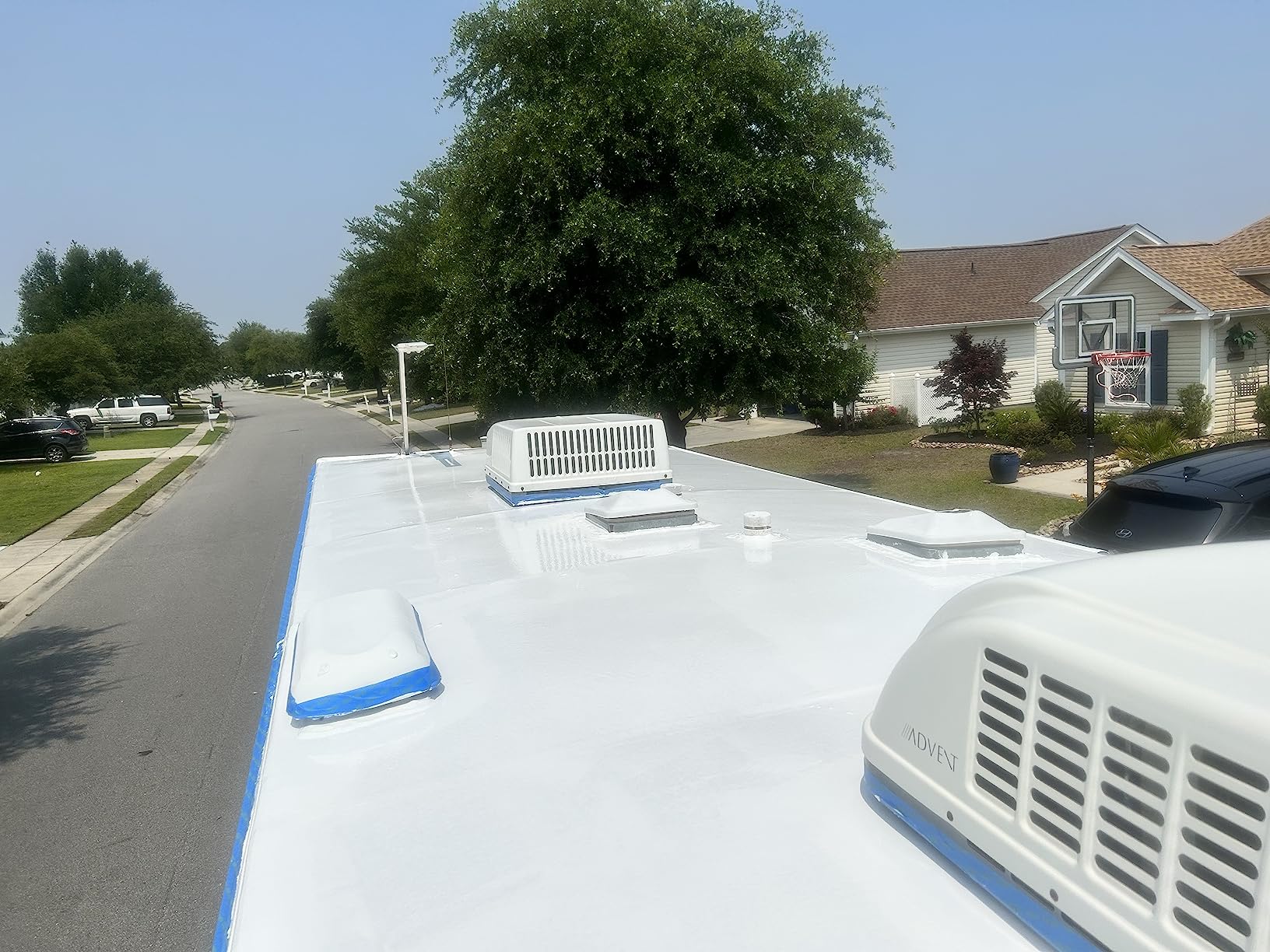Ziollo RV Roof Sealant - Leak Repair 100% Silicone Liquid Rubber - Premium Waterproof Coating for Campers, Pop Up, Motorhomes, and Travel Trailers - Easy DIY Application - White 1 Gallon customer photo 2