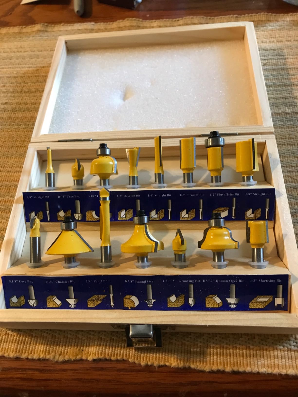 PLATINUMEDGE Router Bits Set, Tungsten Carbide Router Bits Set 1/4 Shank, Router Bit Kit for DIY, Woodworking Project, 35 Piece Set with Premium Aluminum Carry Storage Case customer photo 1