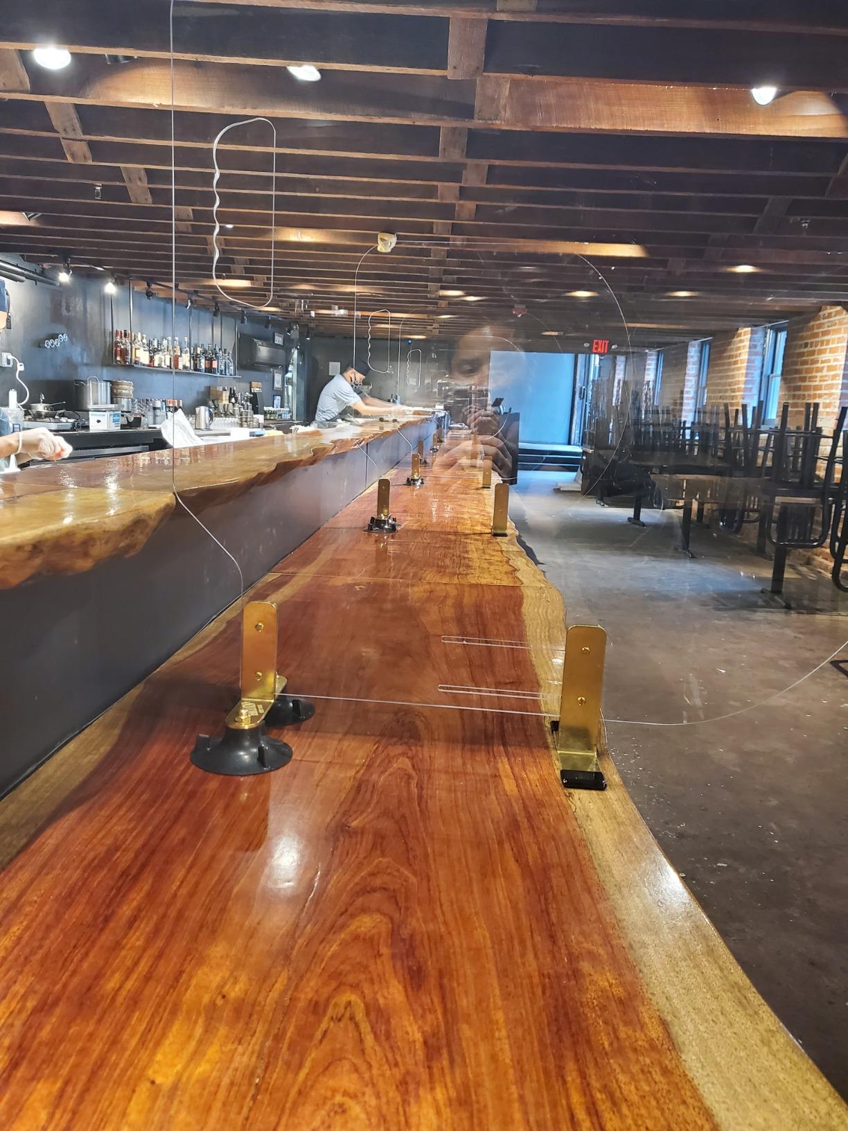 BARTITION Standard (Patent Pending) Partition for Bar Top or Dining Countertop Sneeze Guard MADE IN USA out of Polycarbonate Window SBR Suction Cups Brass 260 Brackets customer photo 1