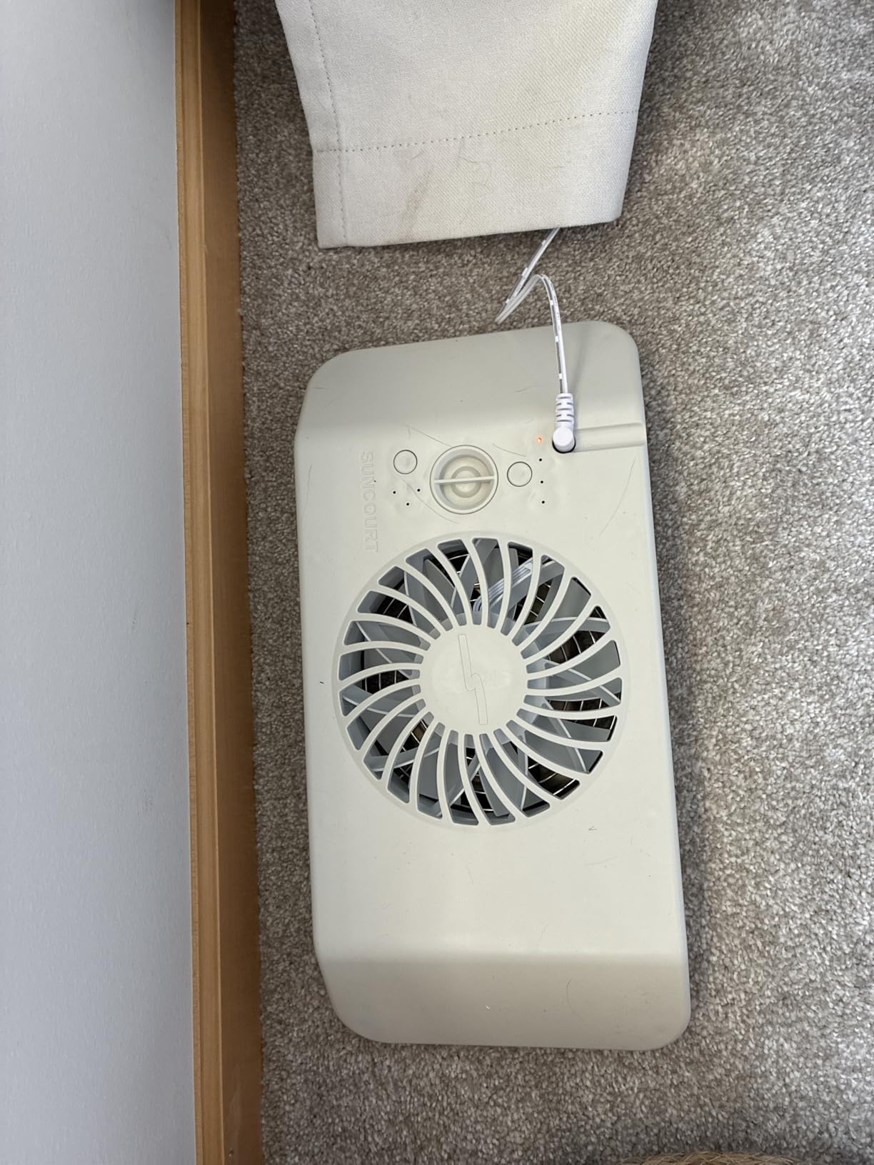 Suncourt Equalizer EZ8 Floor Register Booster Fan - Ultra-Quiet, 8-Speed Fan with Smart Technology and 6-Foot Power Cord, HC600 (White) customer photo 1