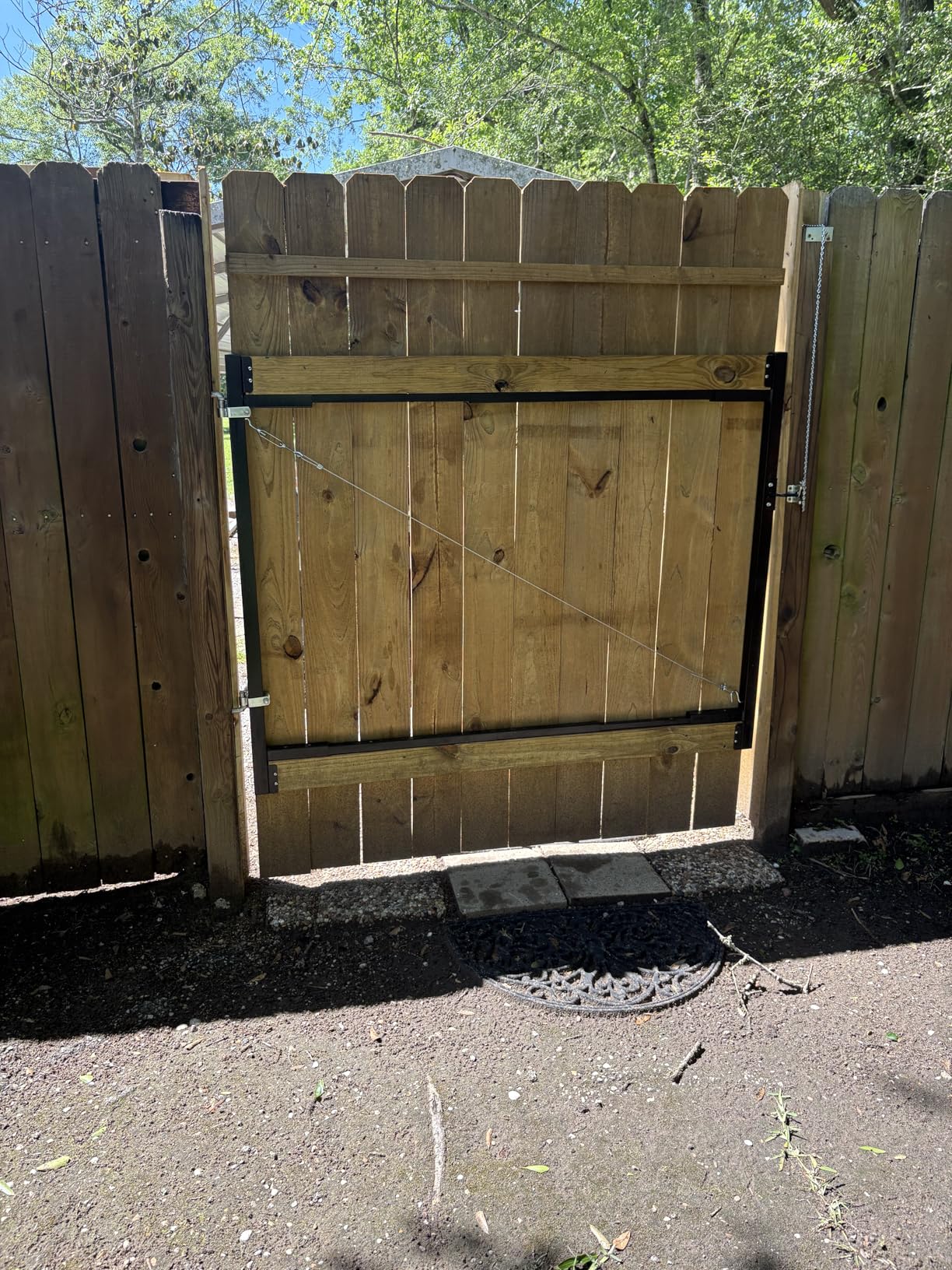 Adjust-A-Gate AG72LTP-ZR0110 Medium - Wide Corrosion Resisting Steel Full-Frame Anti-Sag Fence Gate Kit - Fits Openings of 36