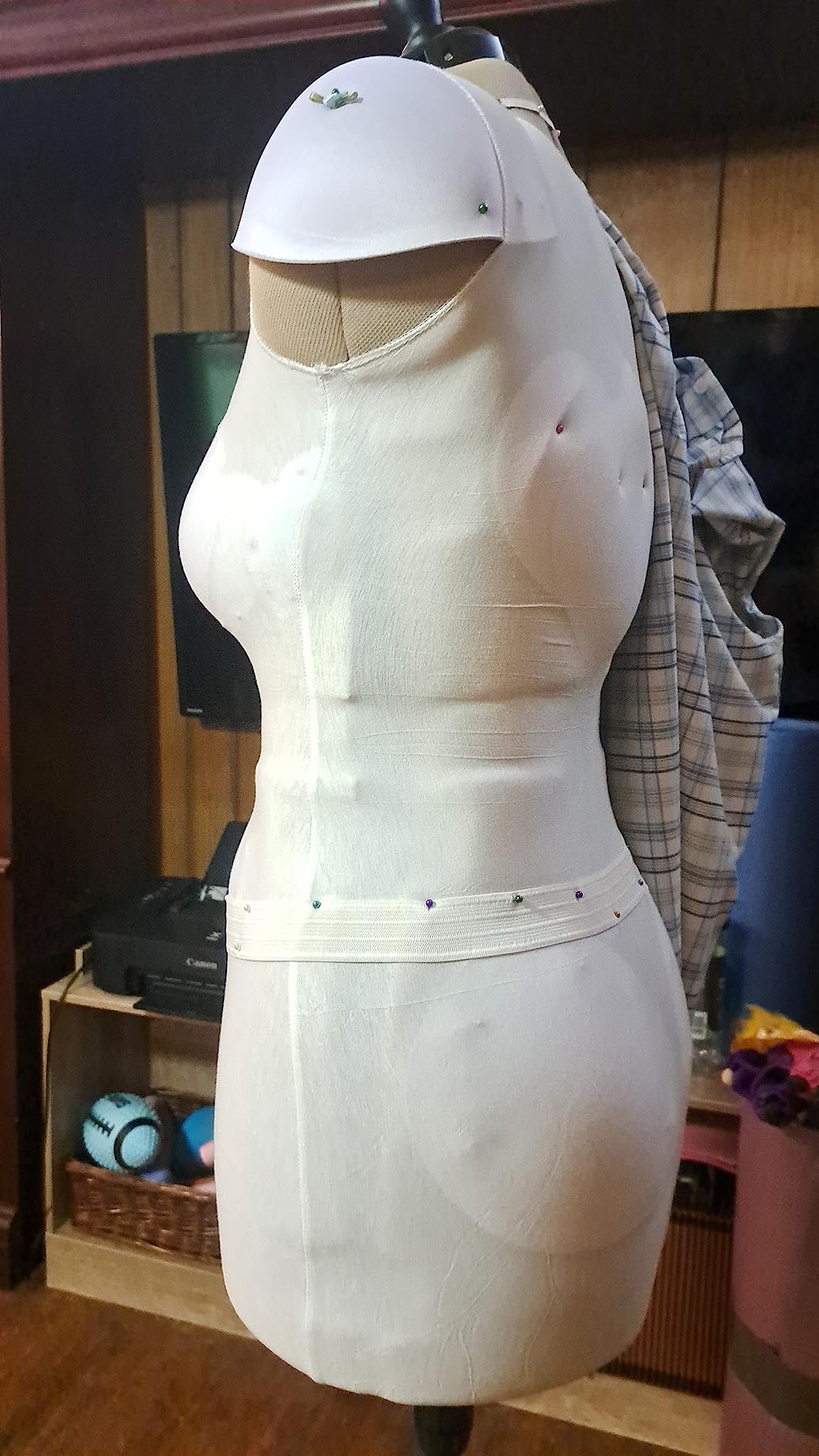 Dritz My Double Designer Adjustable Dress Form - Petite Size US 0-6 - Female Clothing Mannequin for Sewing, Fitting, and Draping - Pinnable Sewing Mannequin with 13 Dials for Fitting + 360 Hem Guide customer photo 1