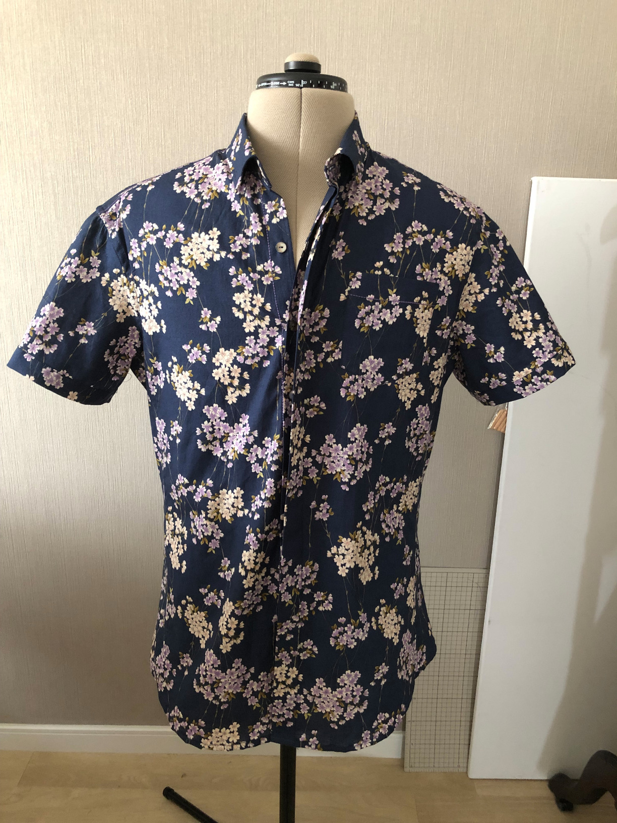 Dritz Mr. Tailor Adjustable Dress Form - Men Size US M-XL - Male Clothing Mannequin for Sewing, Fitting, and Draping - Pinnable Sewing Mannequin with 13 Dials for Fitting customer photo 2