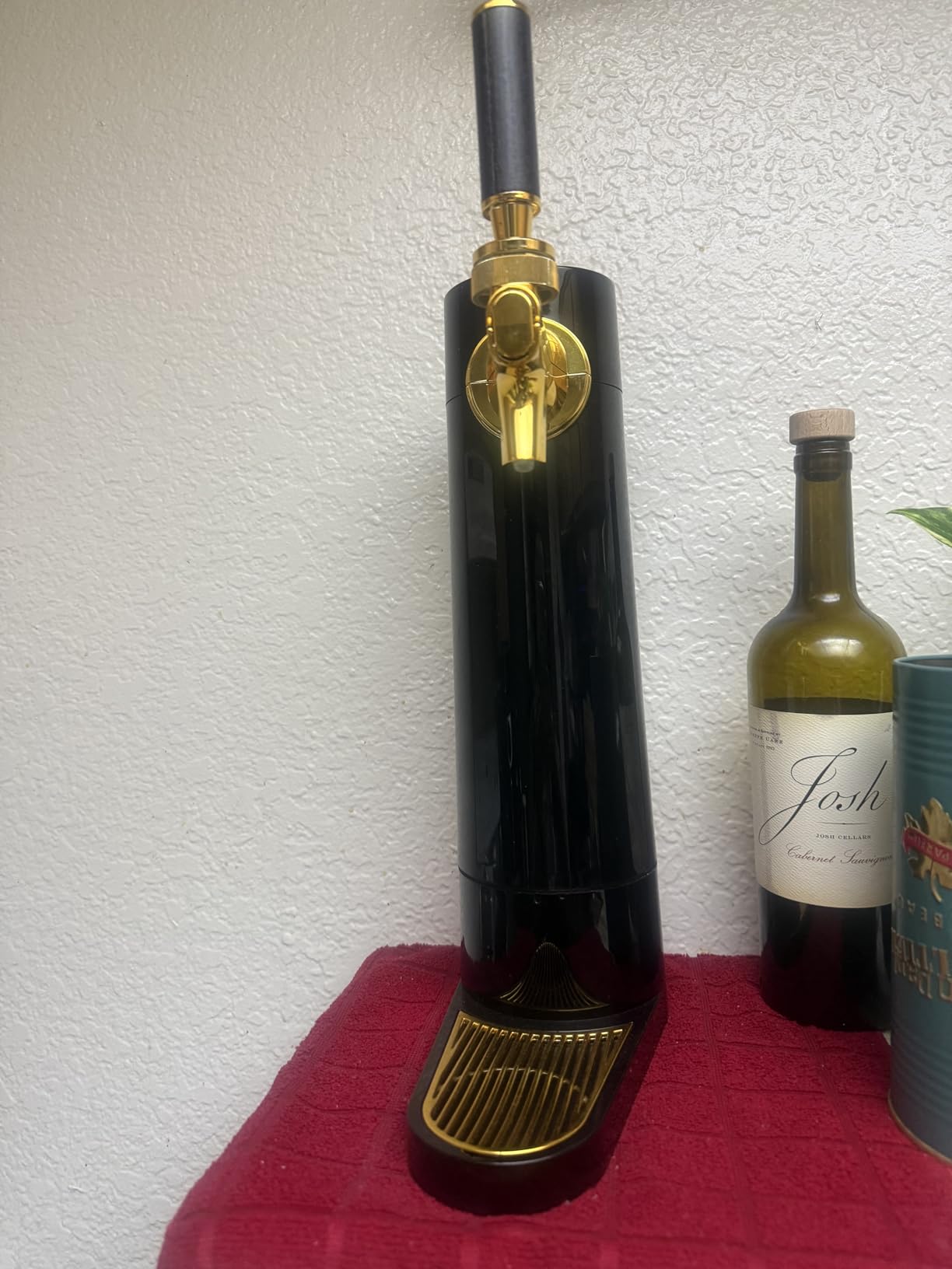 GREEN HOUSE: Draft Pour Beer Dispenser & Ultra Fine Foam Maker - Mini Kegerator for Home. Draft Pour and Ultra Fine Foam covering top makes your regular beer taste delicious and keep longer. customer photo 1