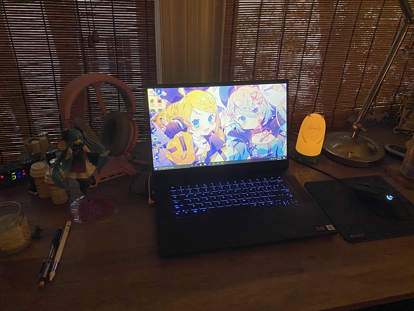 Blade 15 Base Gaming Laptop 2020: Intel Core i7-10750H 6-Core, NVIDIA GeForce GTX 1660 Ti, 15.6
