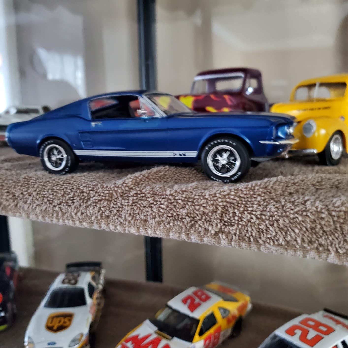 Round 2 1967 Ford Mustang GT Fastback 1:25 Scale Model Kit, Chrome (AMT1241) customer photo 1