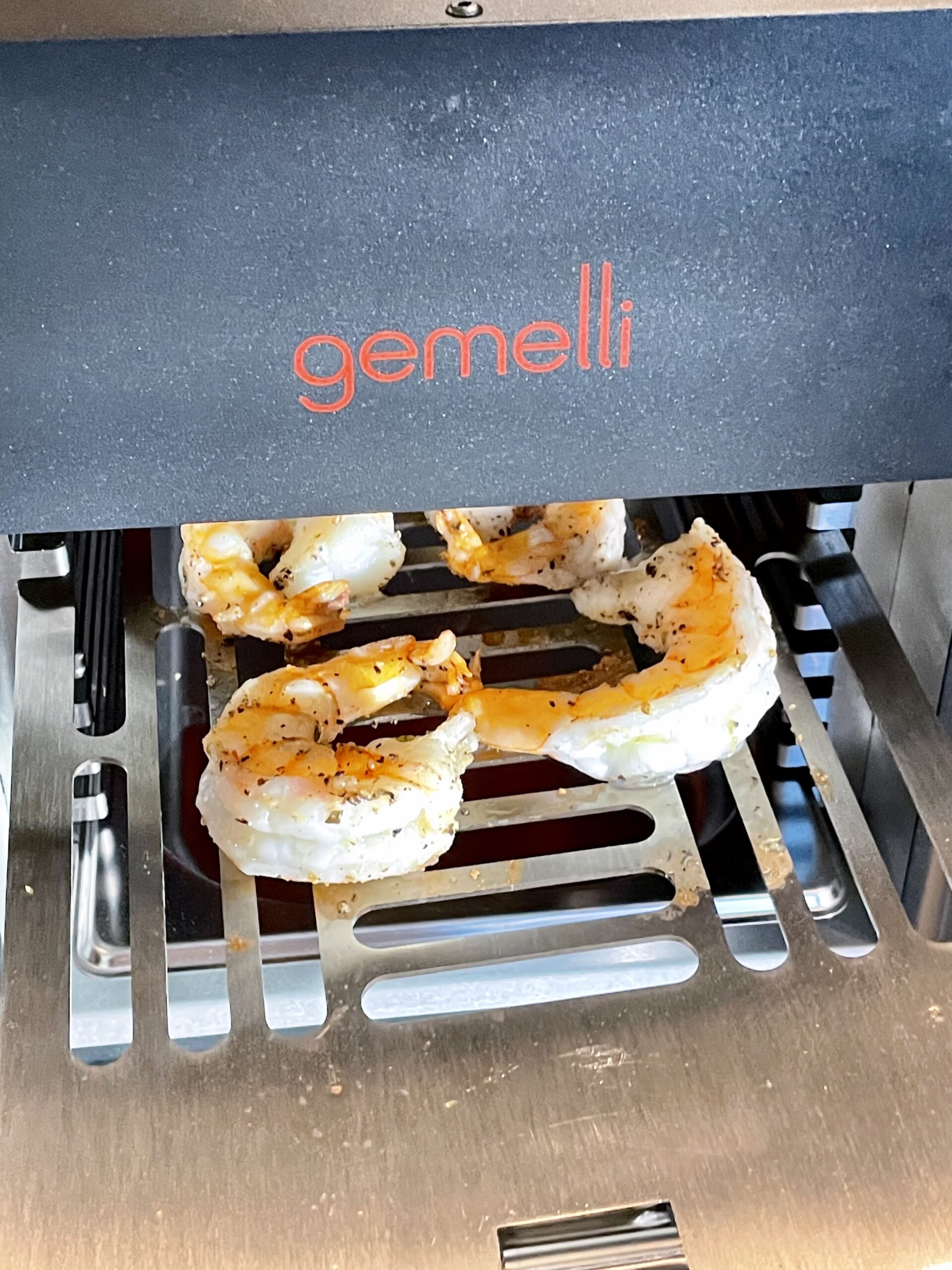 Gemelli Home™ Gourmet Steak Grille (1600 Watt), Steakhouse Quality, Infrared Ceramic Superheating Up to 1560 Degrees, Indoor Electric Infrared Grill and Sear Station, Stainless Steel Accessories customer photo 2