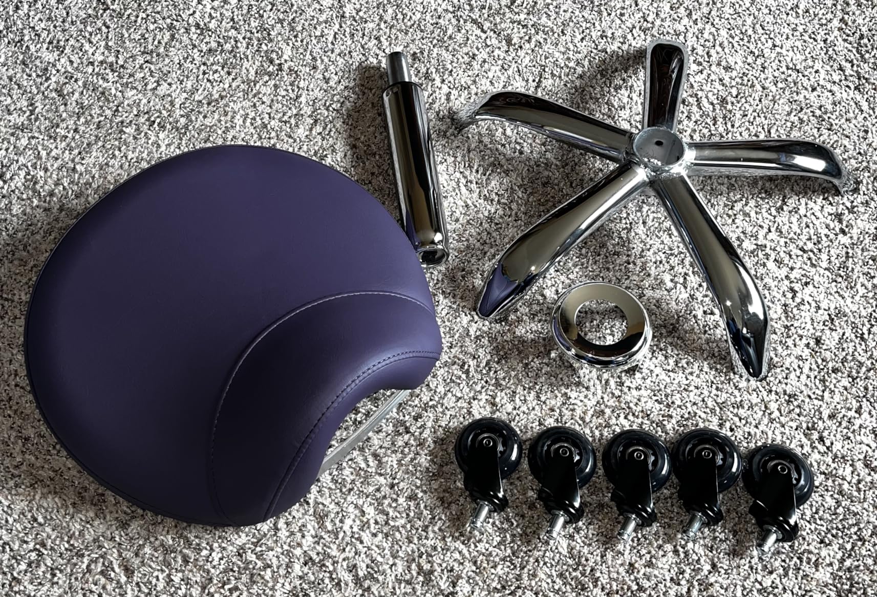 SALONFACTORY Saddle Stool with Wheels 300 lbs Weight Capacity, Heavy Duty Rolling Stool for Medical Massage Salon Kitchen Spa Drafting Nail-Tech,Height Adjustable,360 Swivel,Wide Thick Seat Padding customer photo 2