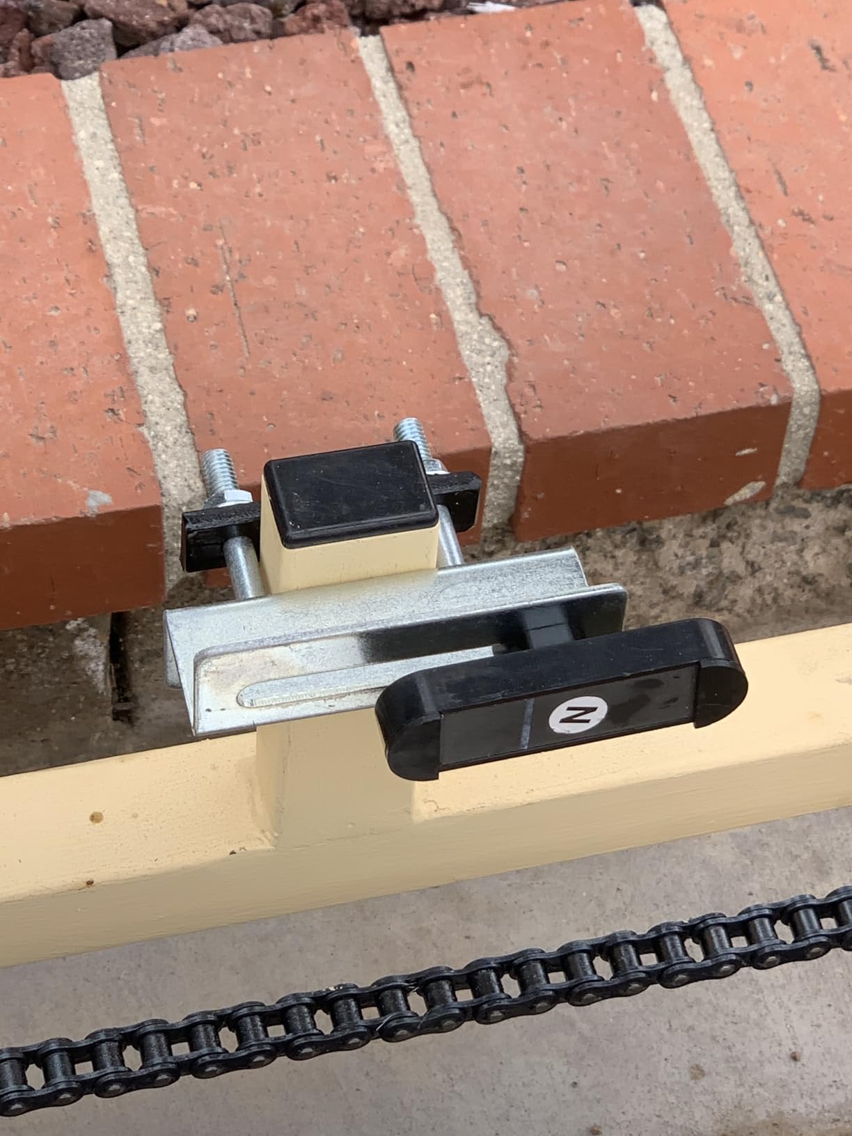 TOPENS DKC500S Solar Sliding Gate Opener Chain Drive Automatic Gate Motor for Heavy Driveway Slide Gates Up to 1300 Pounds, Electric Gate Operator Battery Powered with Solar Panel Remote Control Kit customer photo 1