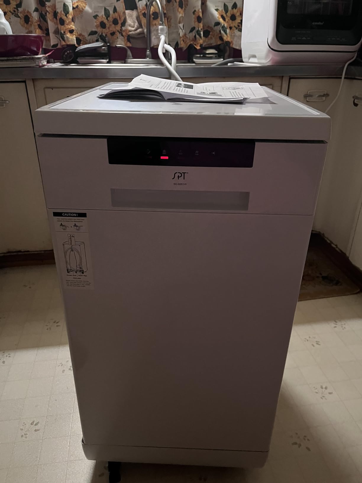SPT SD-9263WA 18 Wide Portable Dishwasher with ENERGY STAR, 6 Wash Programs, 8 Place Settings and Stainless Steel Tub - White customer photo 1