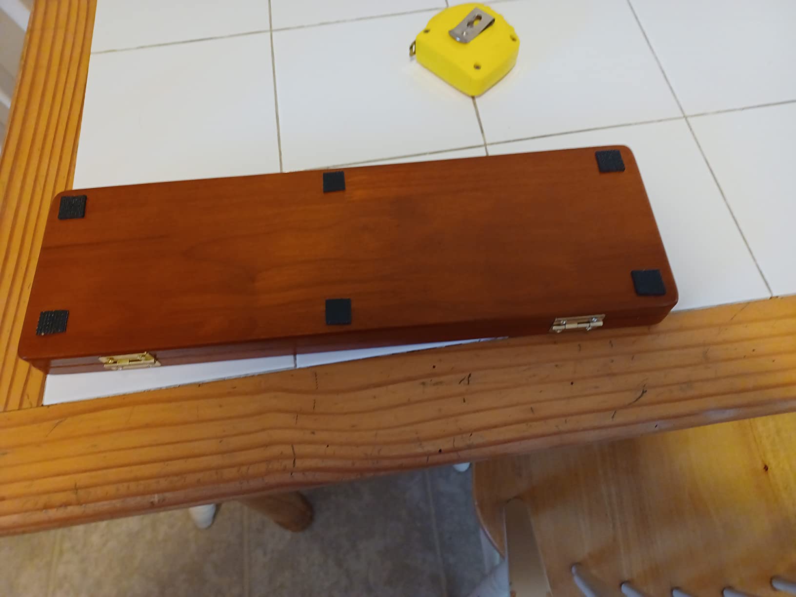 Cribbage Board Game Set 3 Tracks, Plusvivo Solid Oak Wood Cribbage Boards Unique with 9 Metal Pegs & 2 Storage Area, 15.5 X 4.9 X 1.2 in Travel Portable Cribbage Game Sets for Family customer photo 2