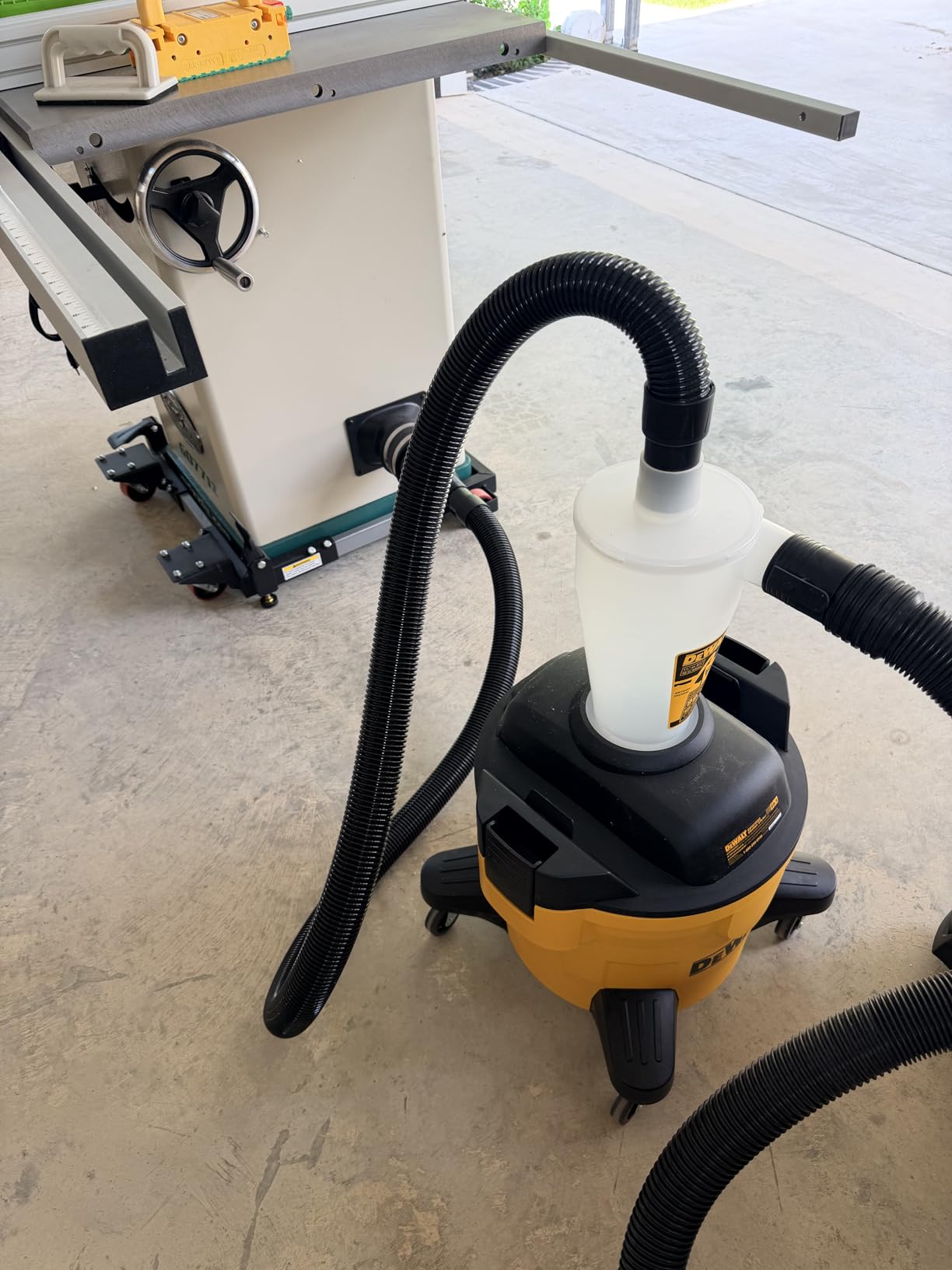 DEWALT Dust Separator with 6 Gallon Poly Tank, 99.5% Efficiency Cyclone Dust Collector, High-Performance Cycle Powder Collector Filter, DXVCS002 customer photo 1