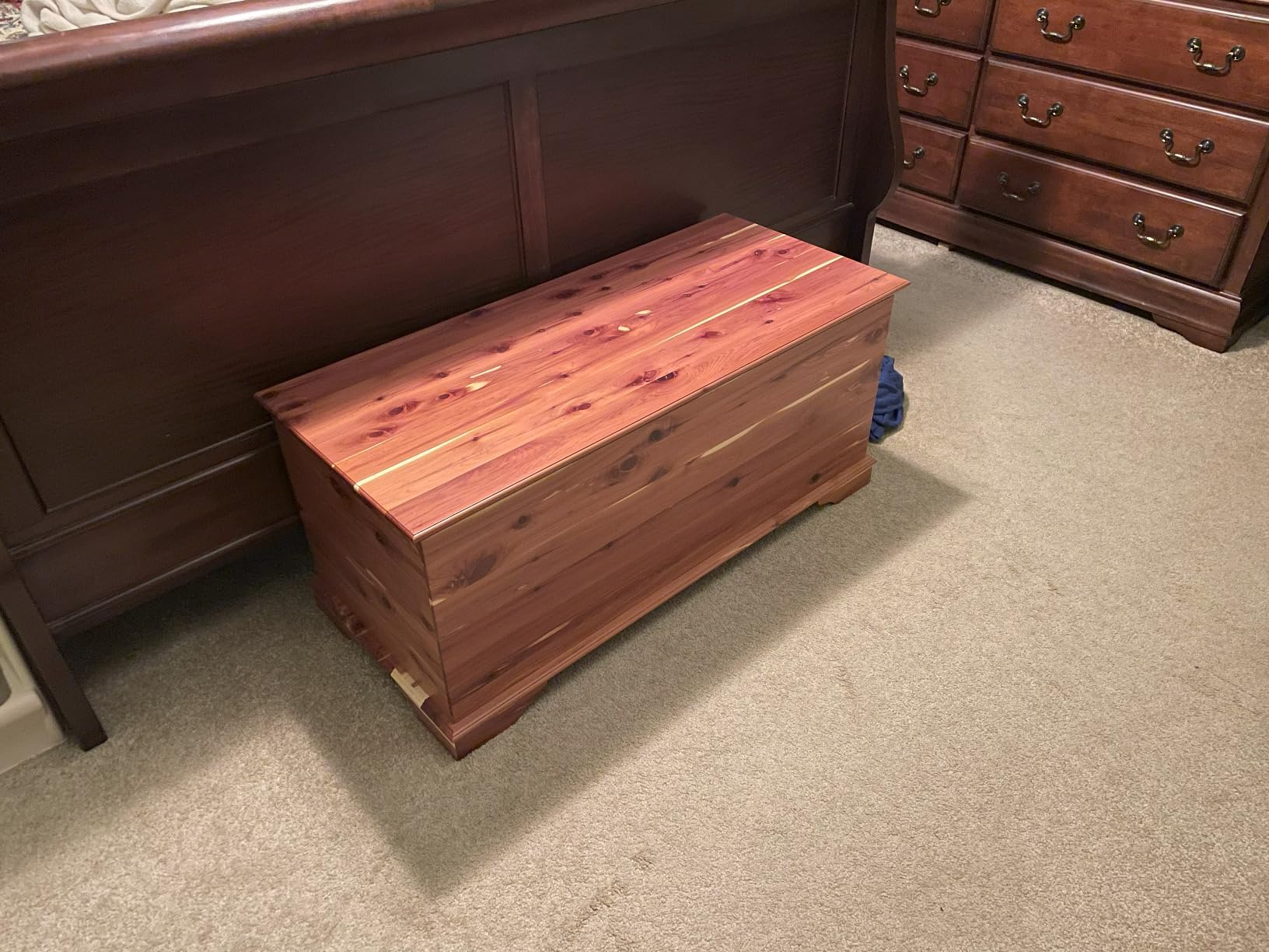 DutchCrafters Rustic Solid Wood Natural Wooden Cedar Chest, Aromatic Cedar Scent - Linen Blanket Storage Chest, Clothes Storage Trunk, End of Bed Storage Bench - Amish Made in USA (42